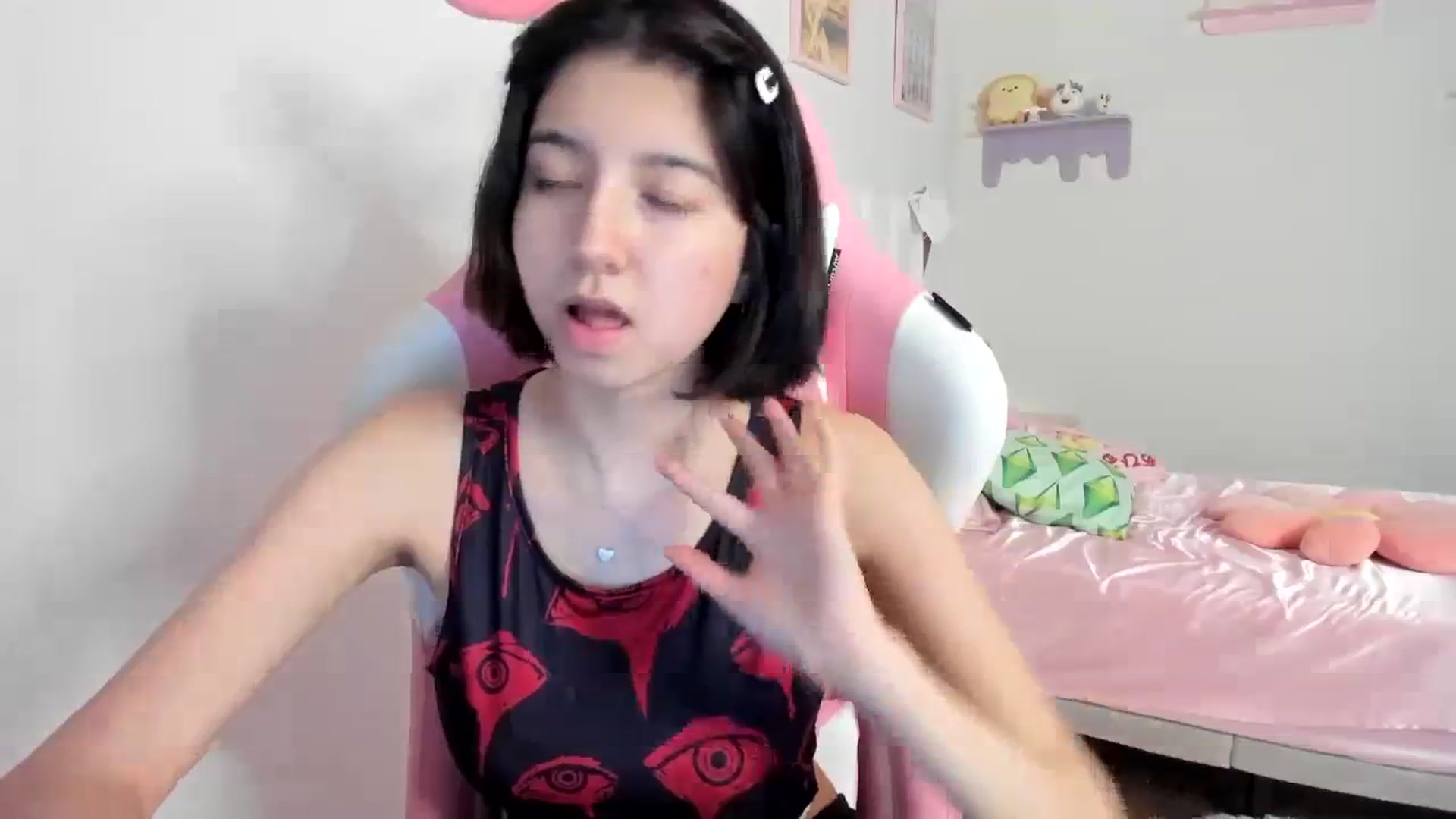 Gallery image thumbnail from Cherrycute666's myfreecams stream on, 08/10/2023, 01:41 image 11 of 20
