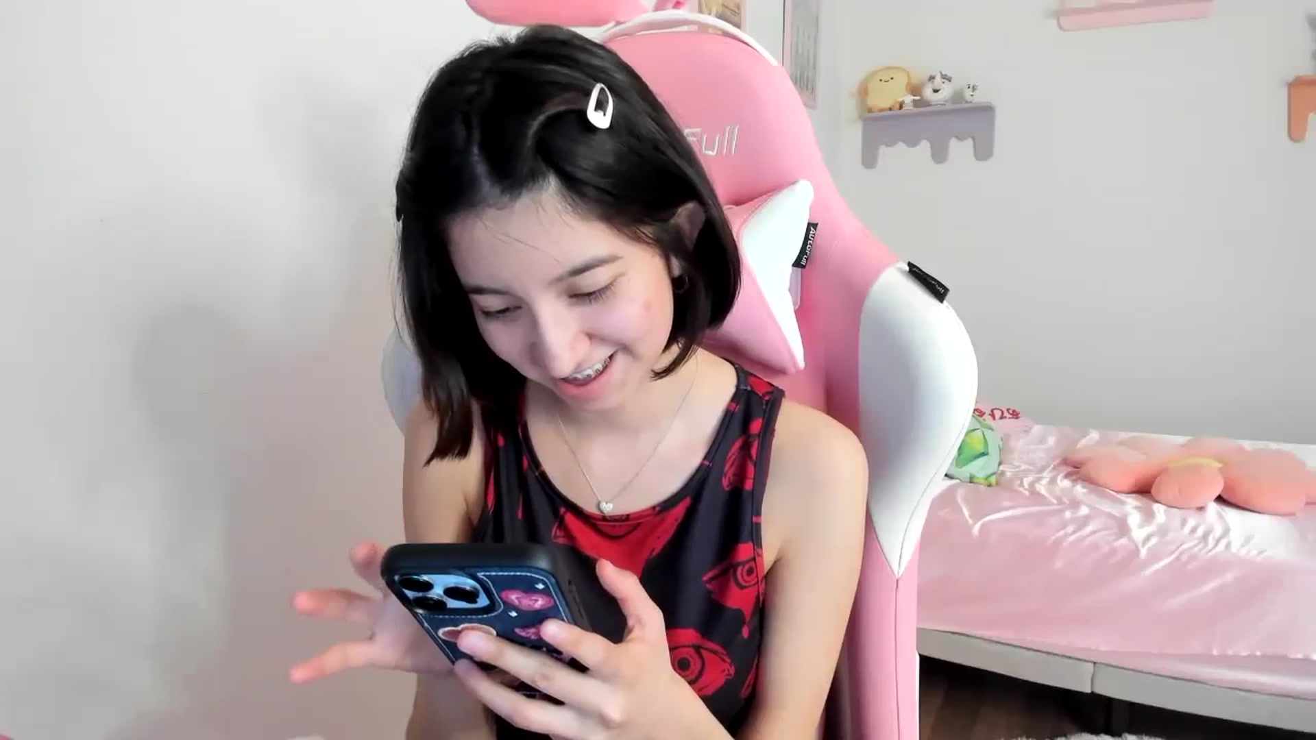 Gallery image thumbnail from Cherrycute666's myfreecams stream on, 08/10/2023, 01:41 image 2 of 20