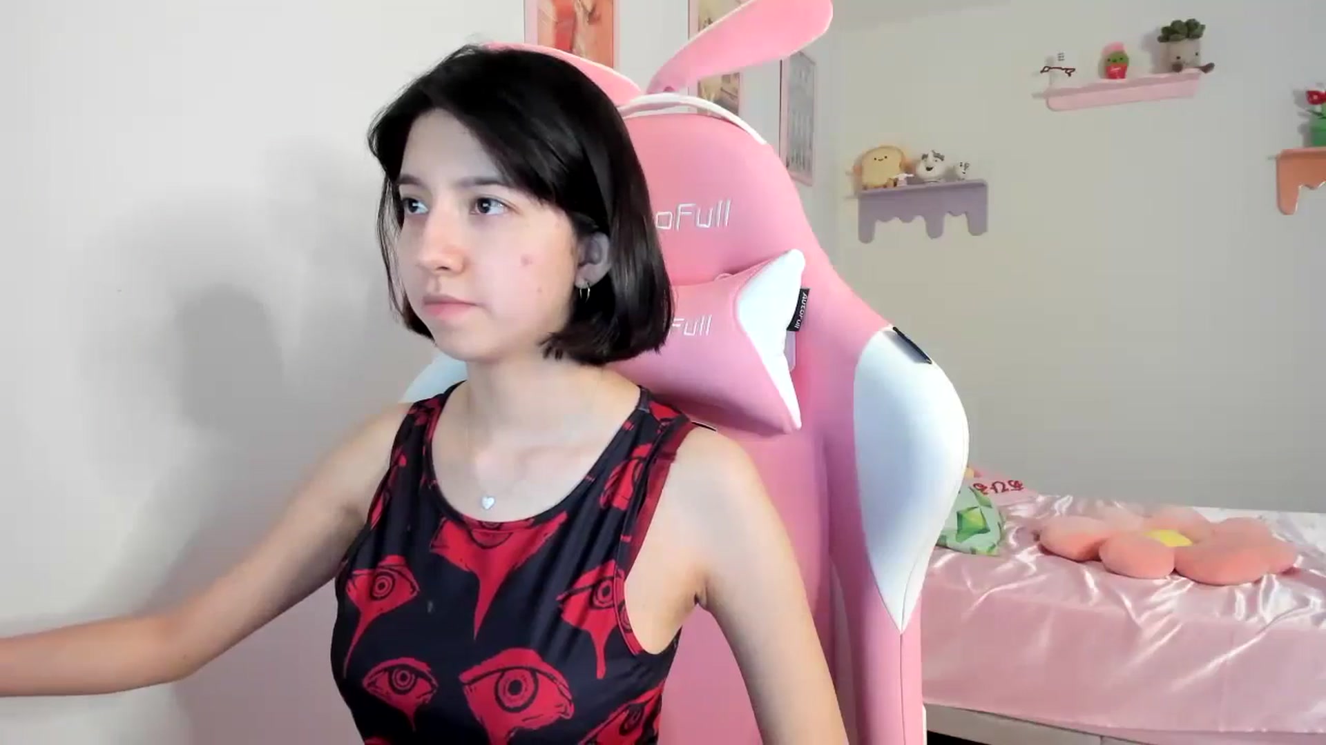 Gallery image thumbnail from Cherrycute666's myfreecams stream on, 08/10/2023, 07:20 image 19 of 20
