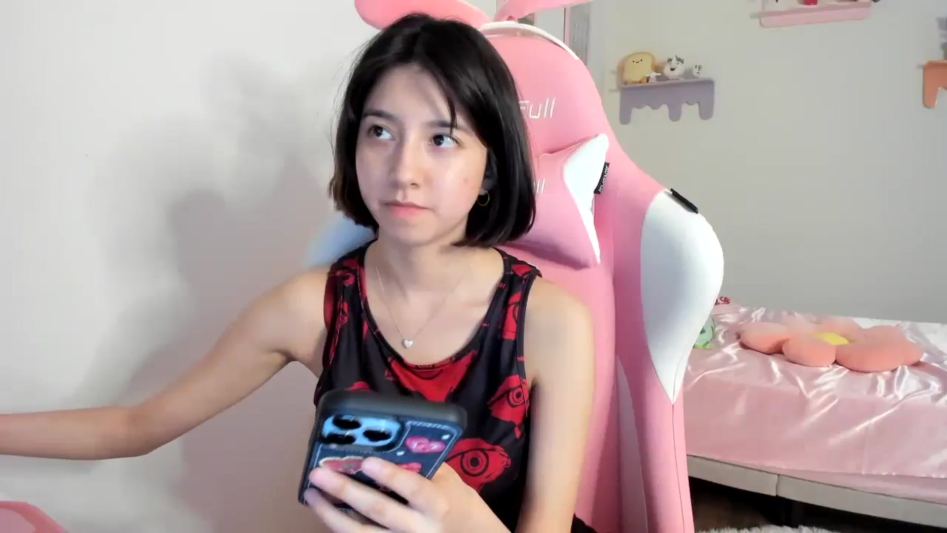 Gallery image thumbnail from Cherrycute666's myfreecams stream on, 08/10/2023, 07:20 image 9 of 20