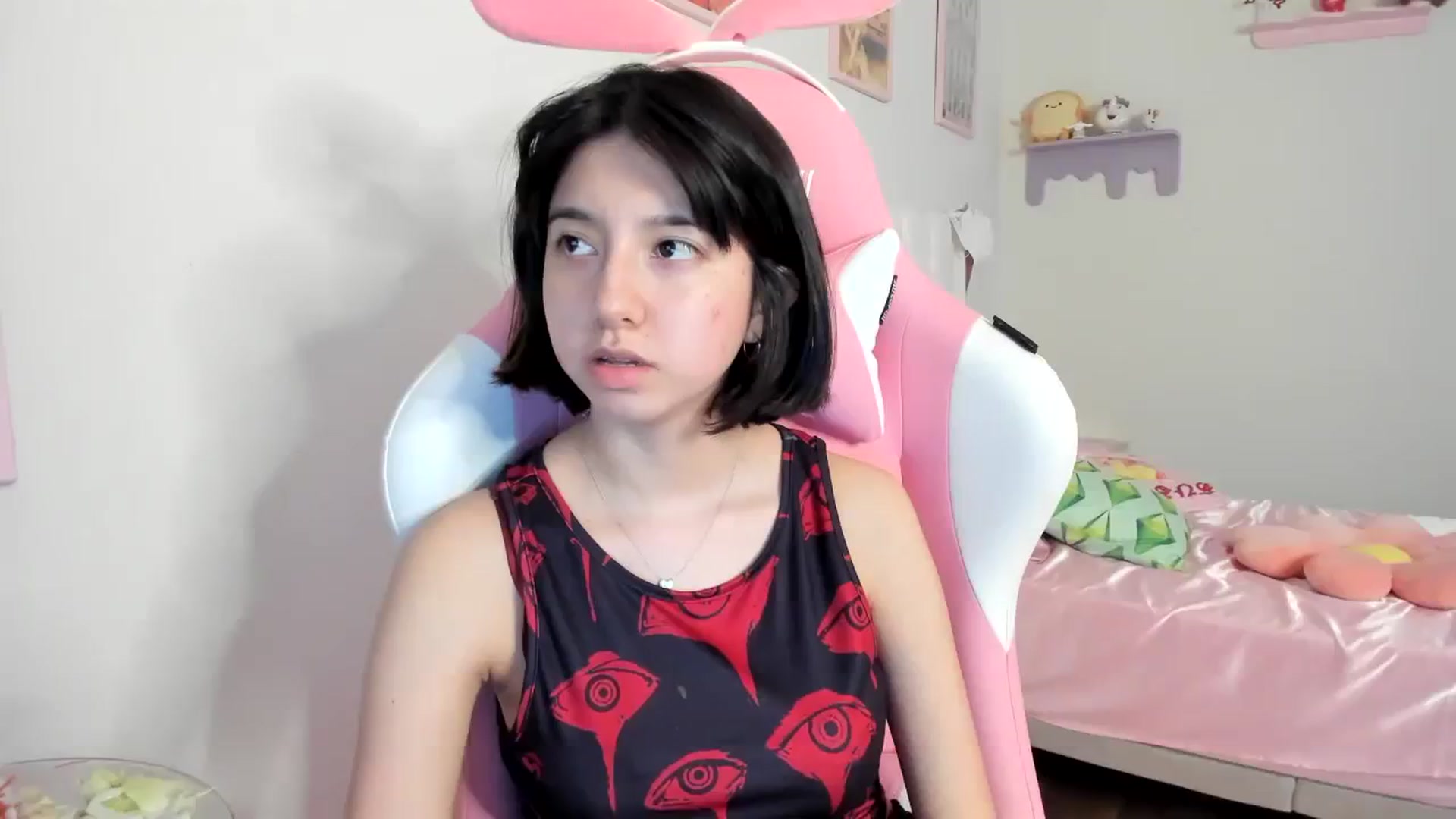Gallery image thumbnail from Cherrycute666's myfreecams stream on, 08/10/2023, 07:20 image 4 of 20