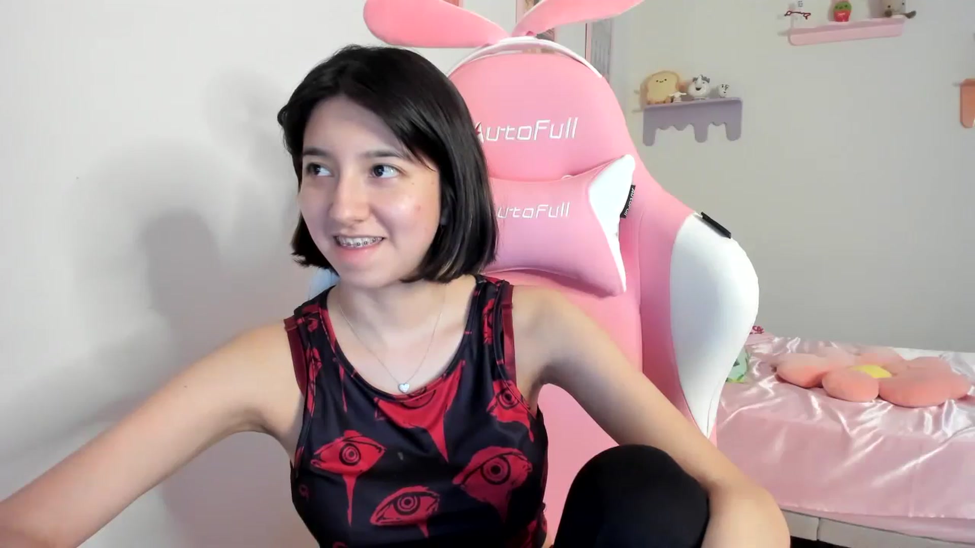 Gallery image thumbnail from Cherrycute666's myfreecams stream on, 08/10/2023, 07:20 image 7 of 20
