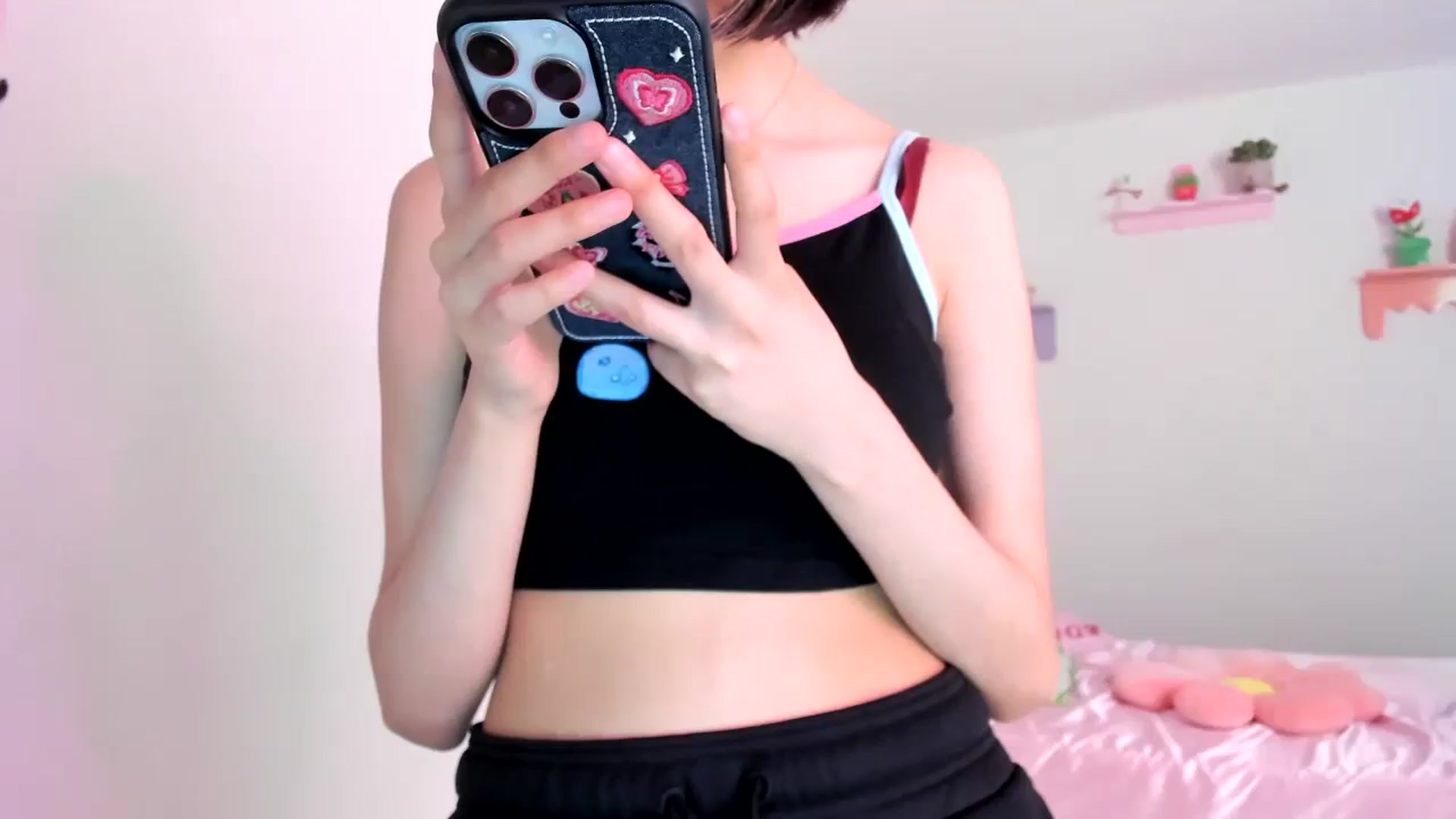 Gallery image thumbnail from Cherrycute666's myfreecams stream on, 08/10/2023, 19:30 image 15 of 20