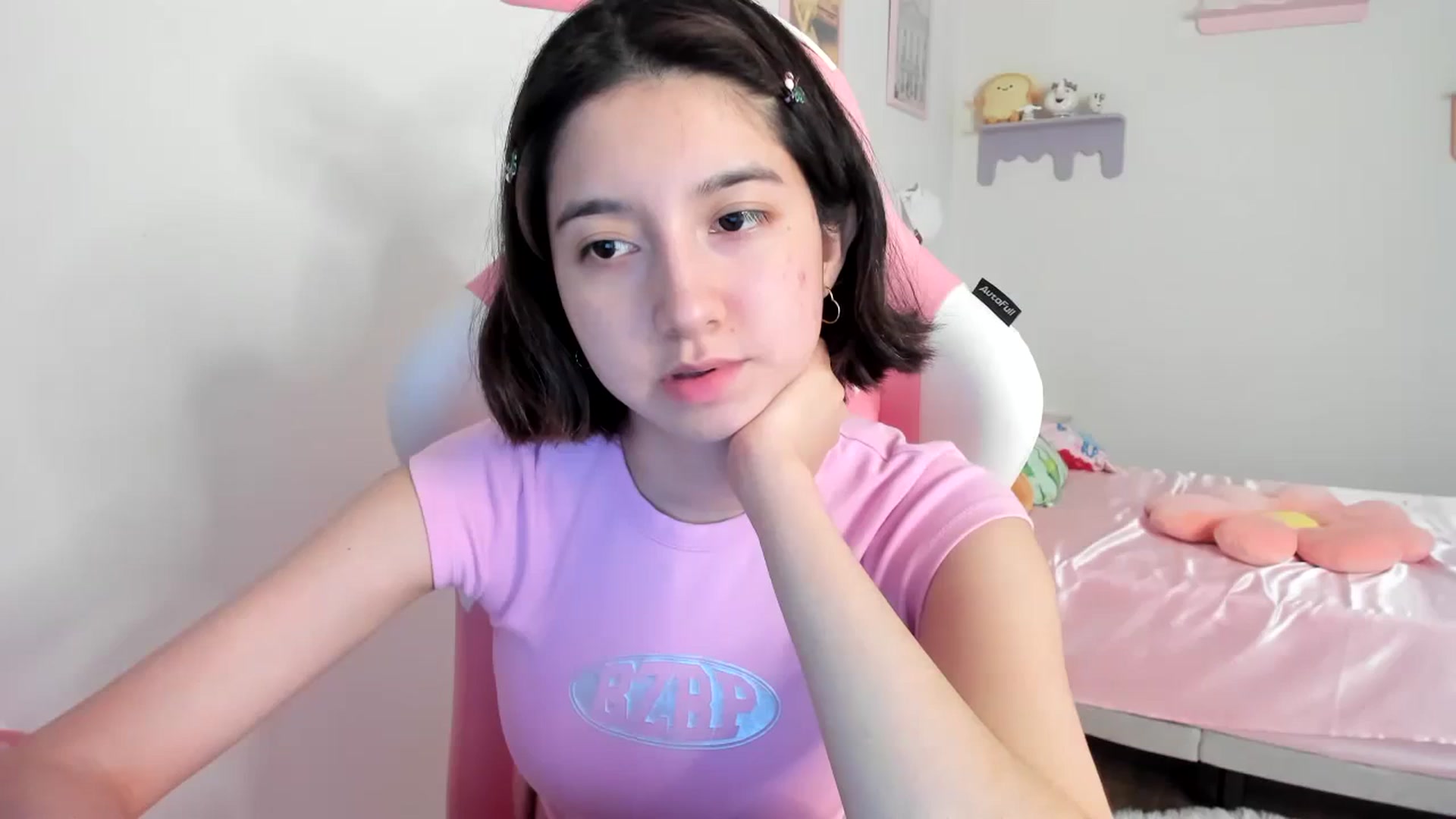 Gallery image thumbnail from Cherrycute666's myfreecams stream on, 08/10/2023, 23:05 image 20 of 20