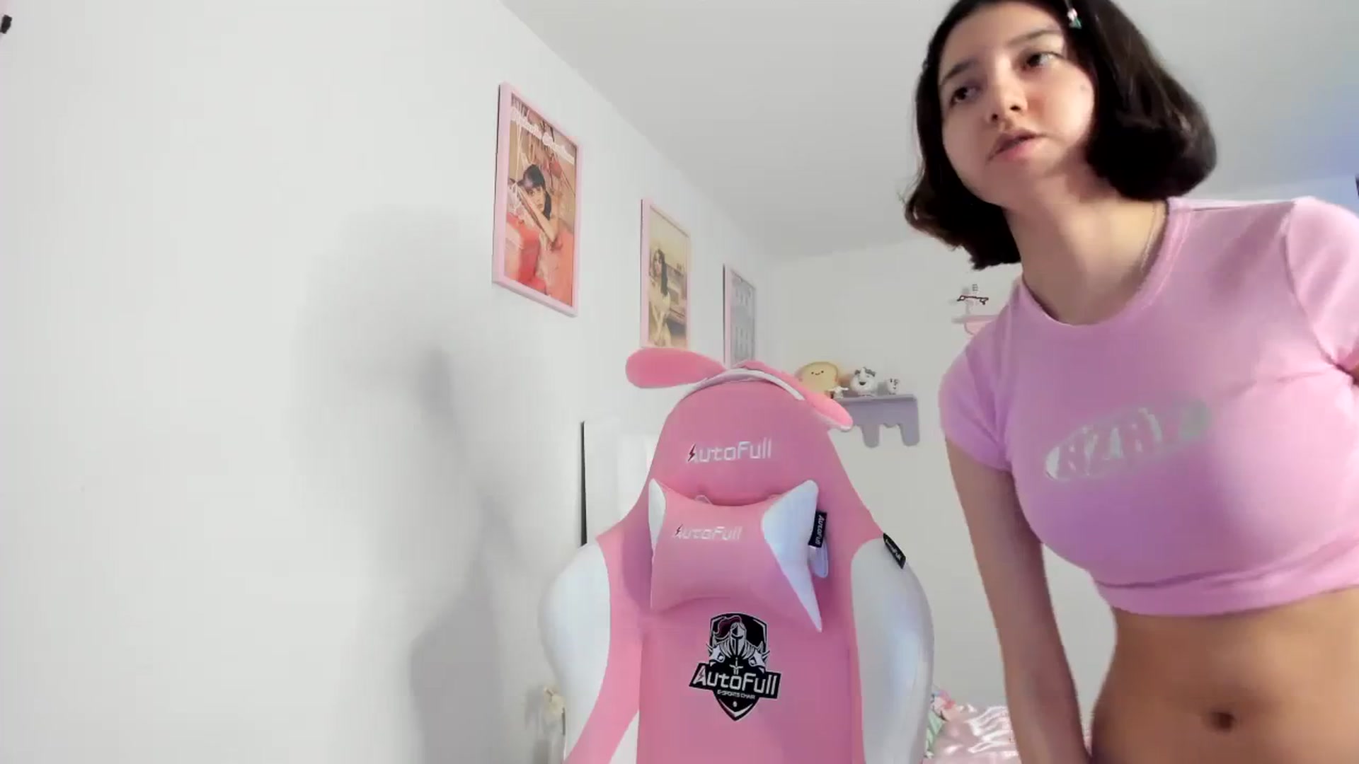 Gallery image thumbnail from Cherrycute666's myfreecams stream on, 08/11/2023, 04:11 image 14 of 20