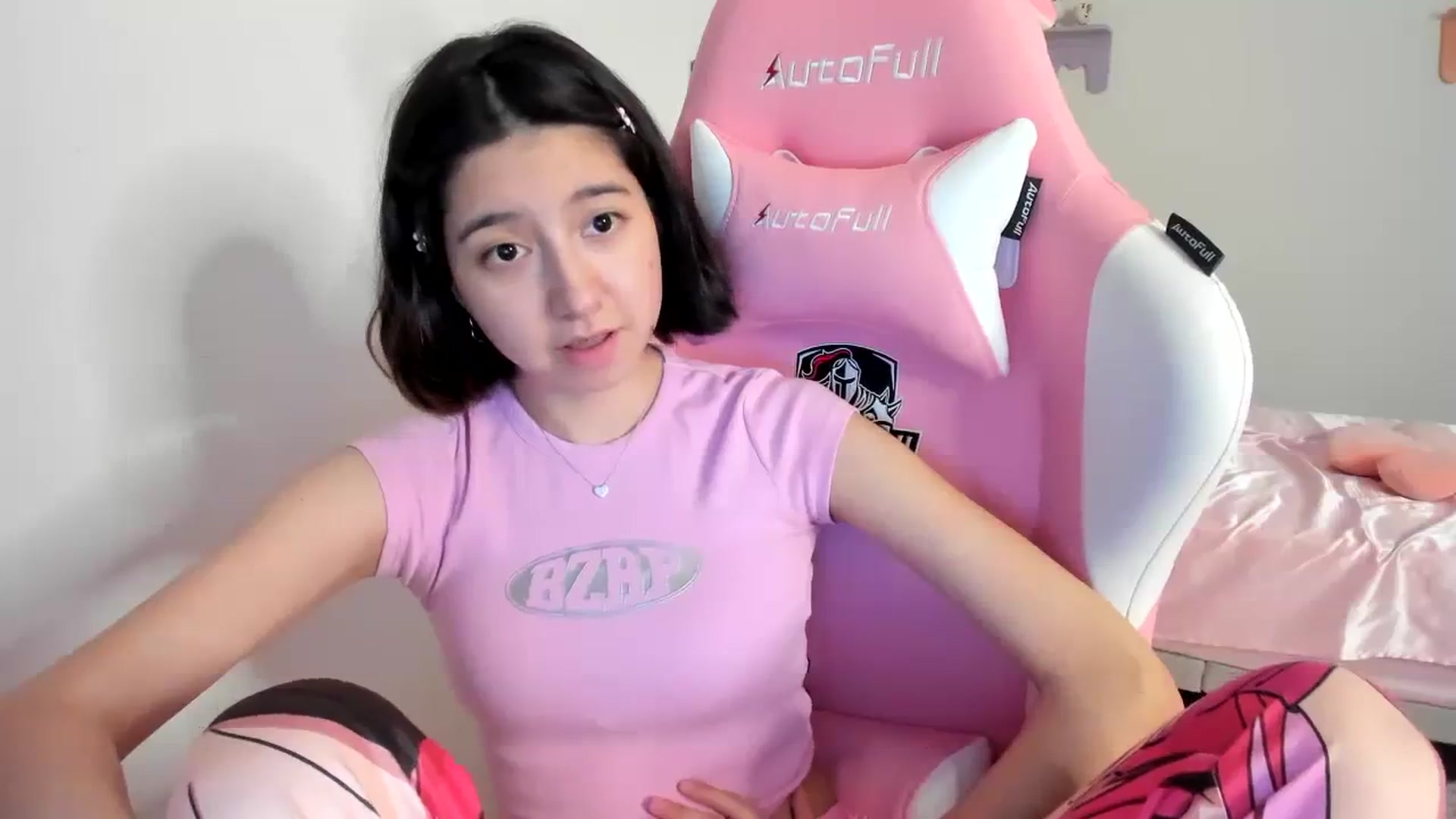 Gallery image thumbnail from Cherrycute666's myfreecams stream on, 08/11/2023, 05:28 image 12 of 20