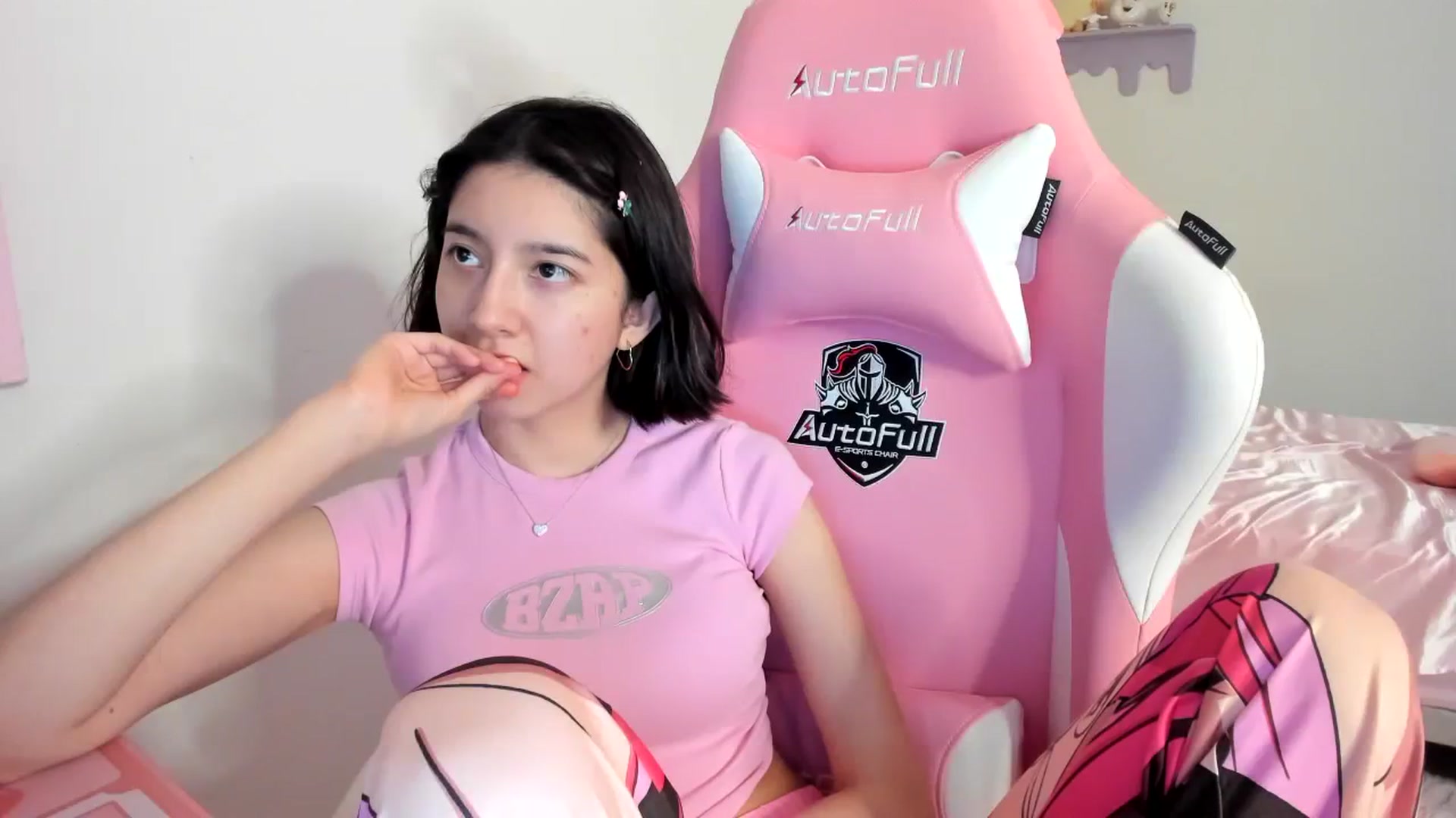 Gallery image thumbnail from Cherrycute666's myfreecams stream on, 08/11/2023, 05:28 image 18 of 20