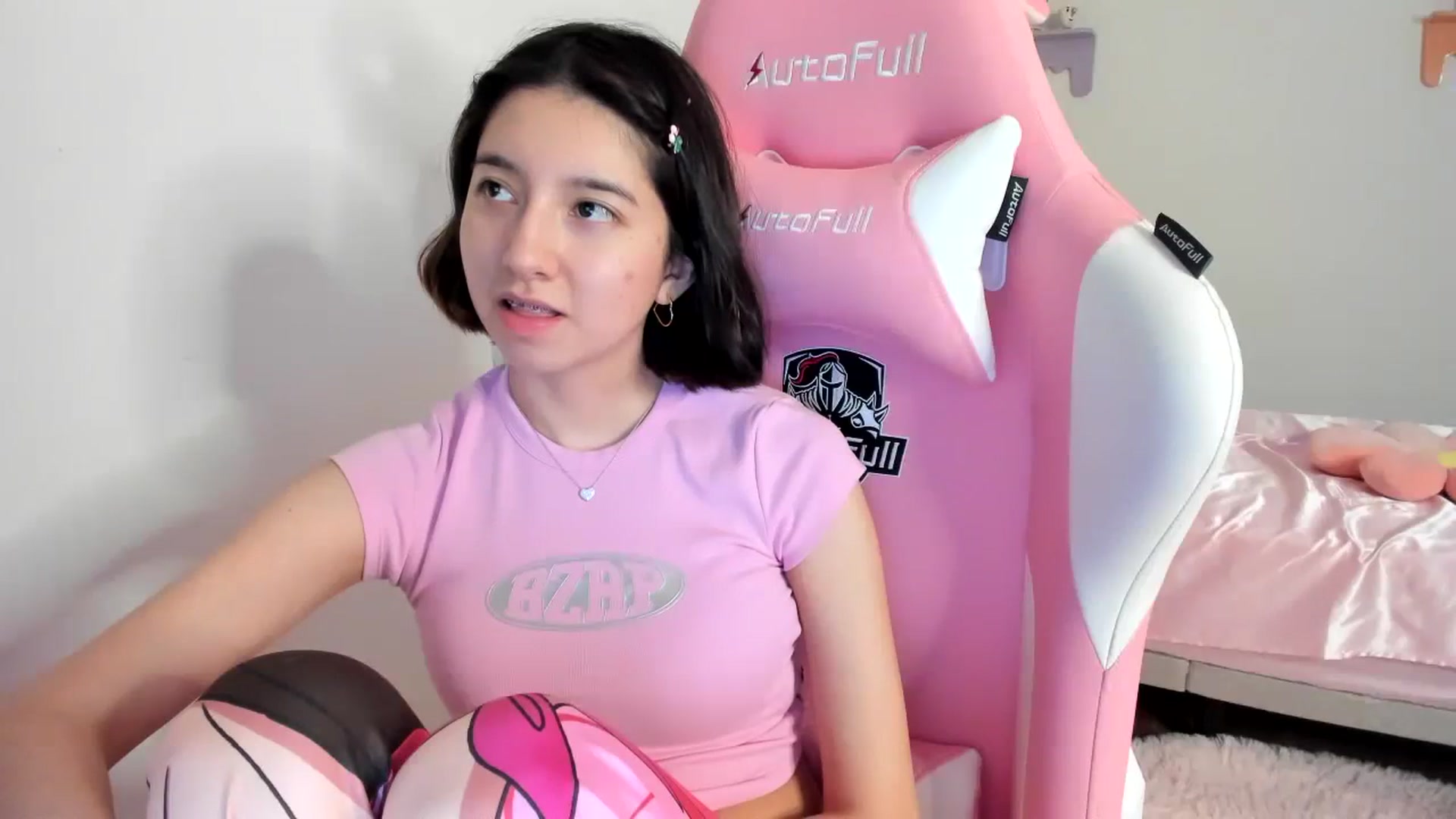 Gallery image thumbnail from Cherrycute666's myfreecams stream on, 08/11/2023, 05:28 image 8 of 20