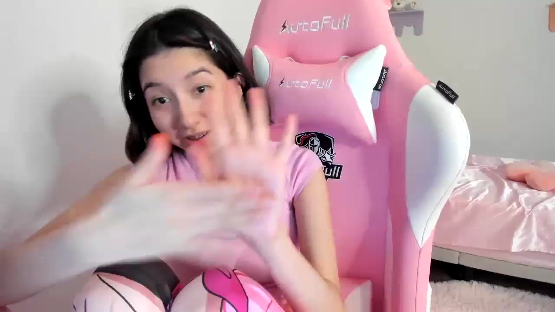 Gallery image thumbnail from Cherrycute666's myfreecams stream on, 08/11/2023, 05:28 image 11 of 20