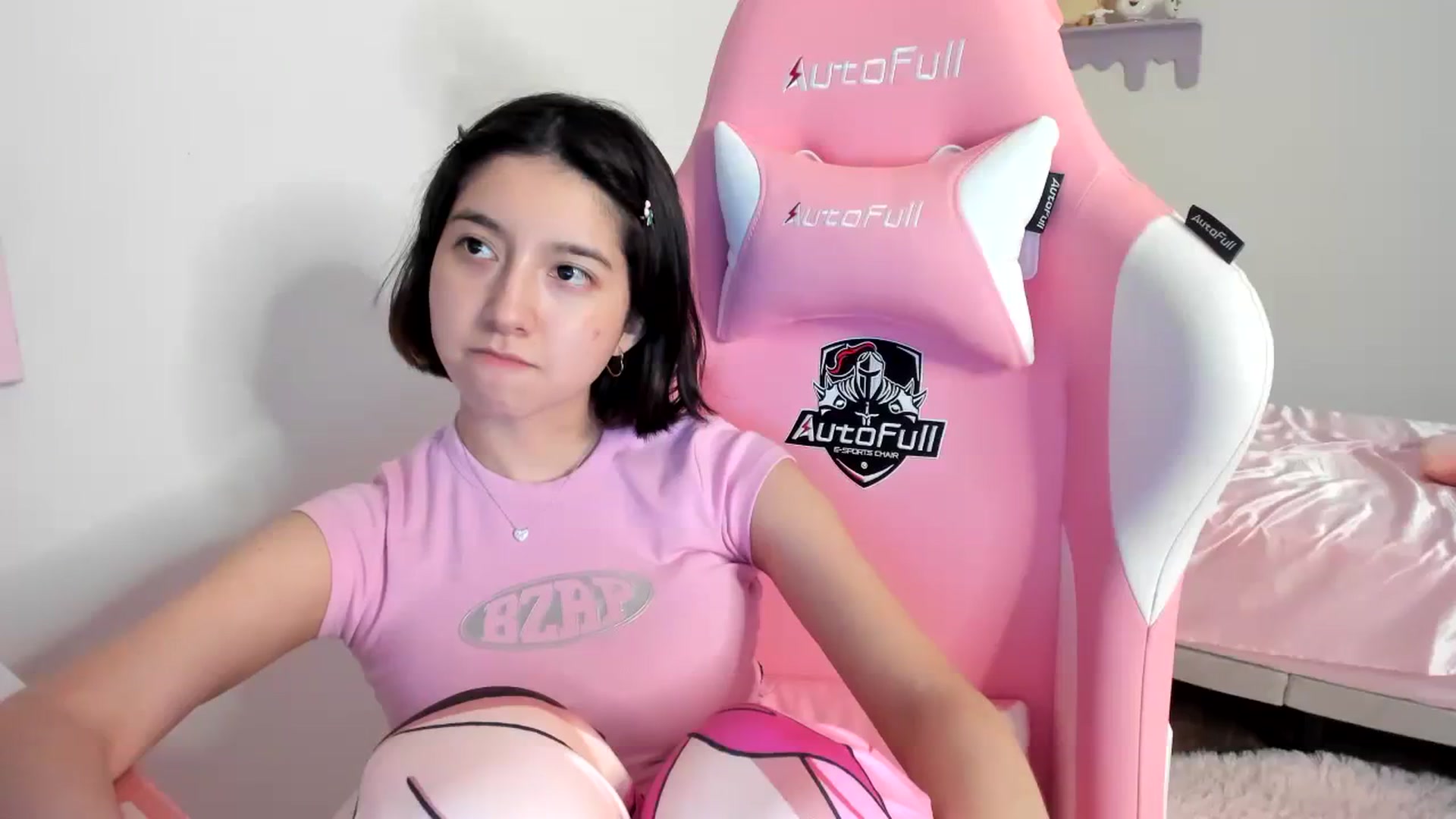 Gallery image thumbnail from Cherrycute666's myfreecams stream on, 08/11/2023, 05:28 image 16 of 20