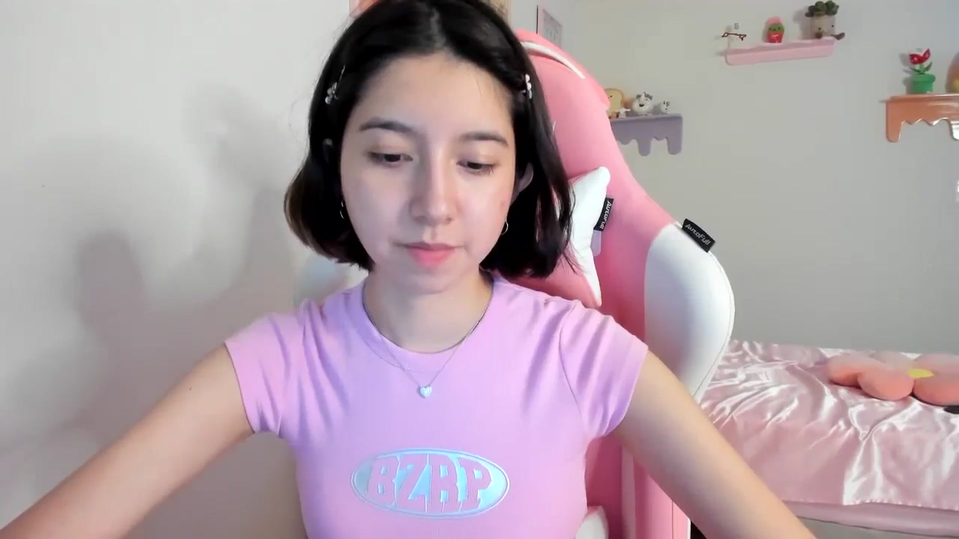 Gallery image thumbnail from Cherrycute666's myfreecams stream on, 08/11/2023, 05:28 image 4 of 20