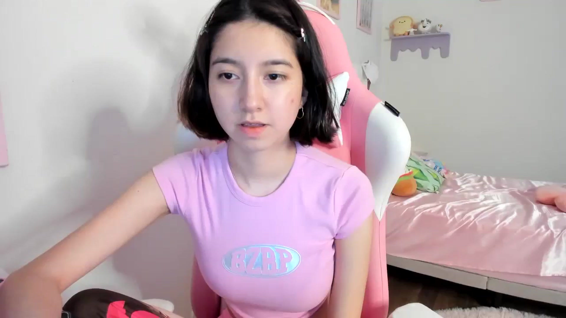 Gallery image thumbnail from Cherrycute666's myfreecams stream on, 08/11/2023, 05:51 image 9 of 20