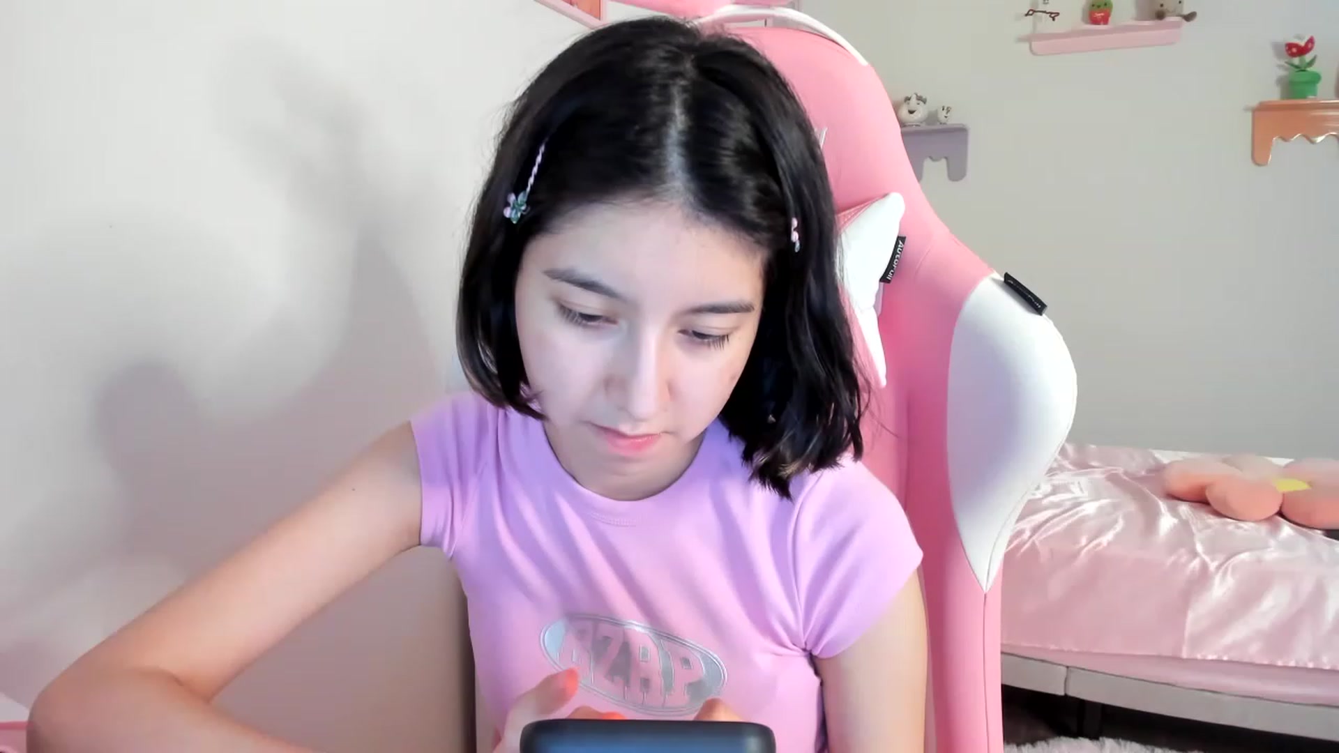 Gallery image thumbnail from Cherrycute666's myfreecams stream on, 08/11/2023, 06:45 image 18 of 20