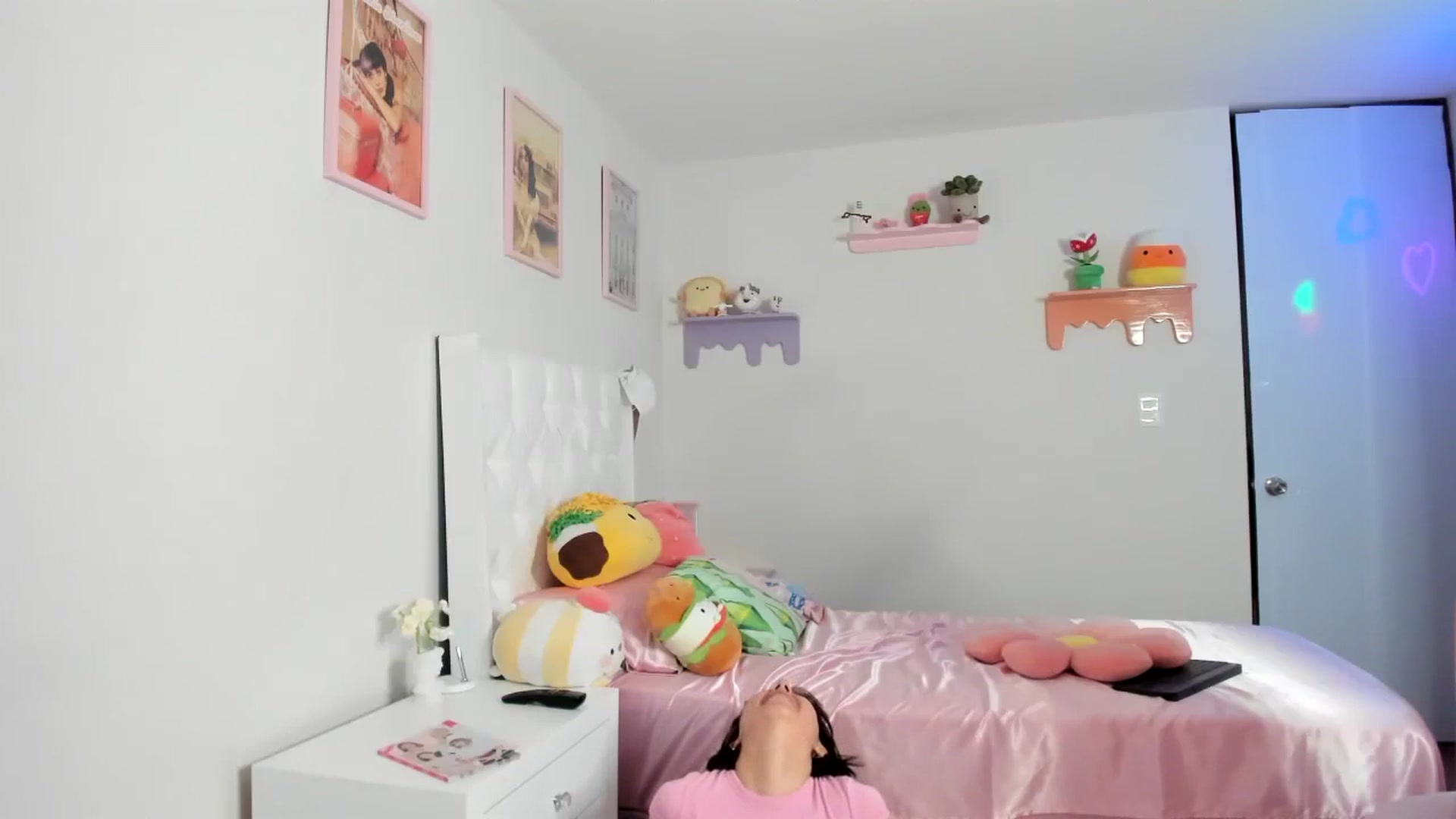 Gallery image thumbnail from Cherrycute666's myfreecams stream on, 08/11/2023, 07:35 image 3 of 20