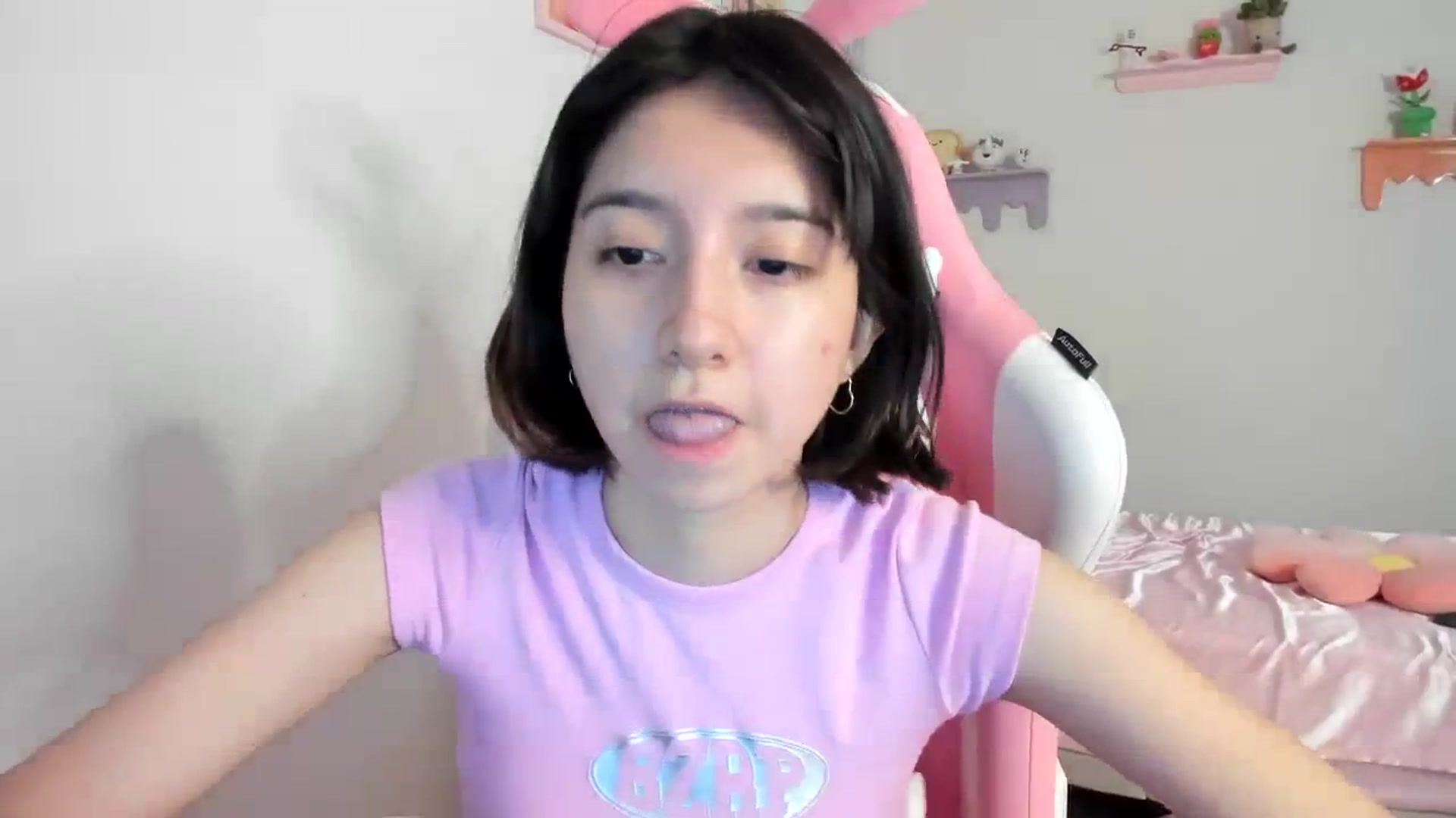 Gallery image thumbnail from Cherrycute666's myfreecams stream on, 08/11/2023, 07:35 image 9 of 20