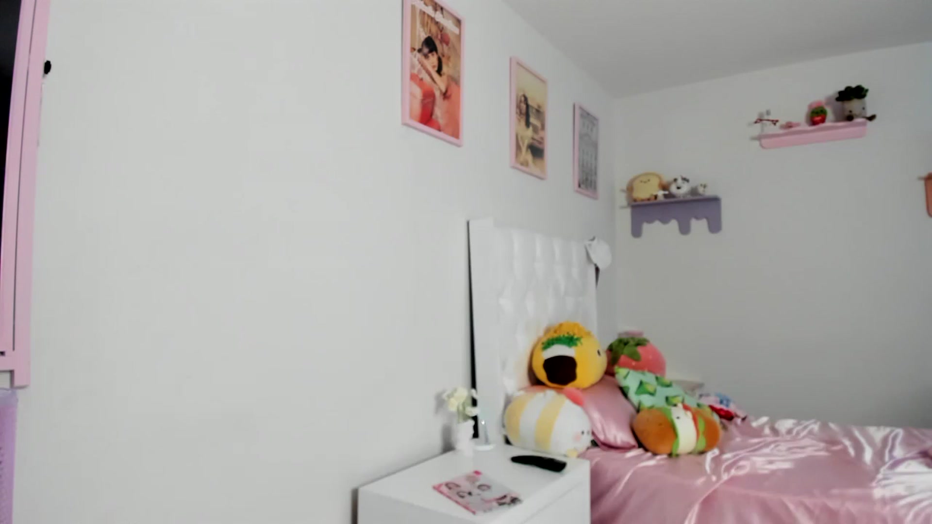 Gallery image thumbnail from Cherrycute666's myfreecams stream on, 08/12/2023, 05:55 image 12 of 20