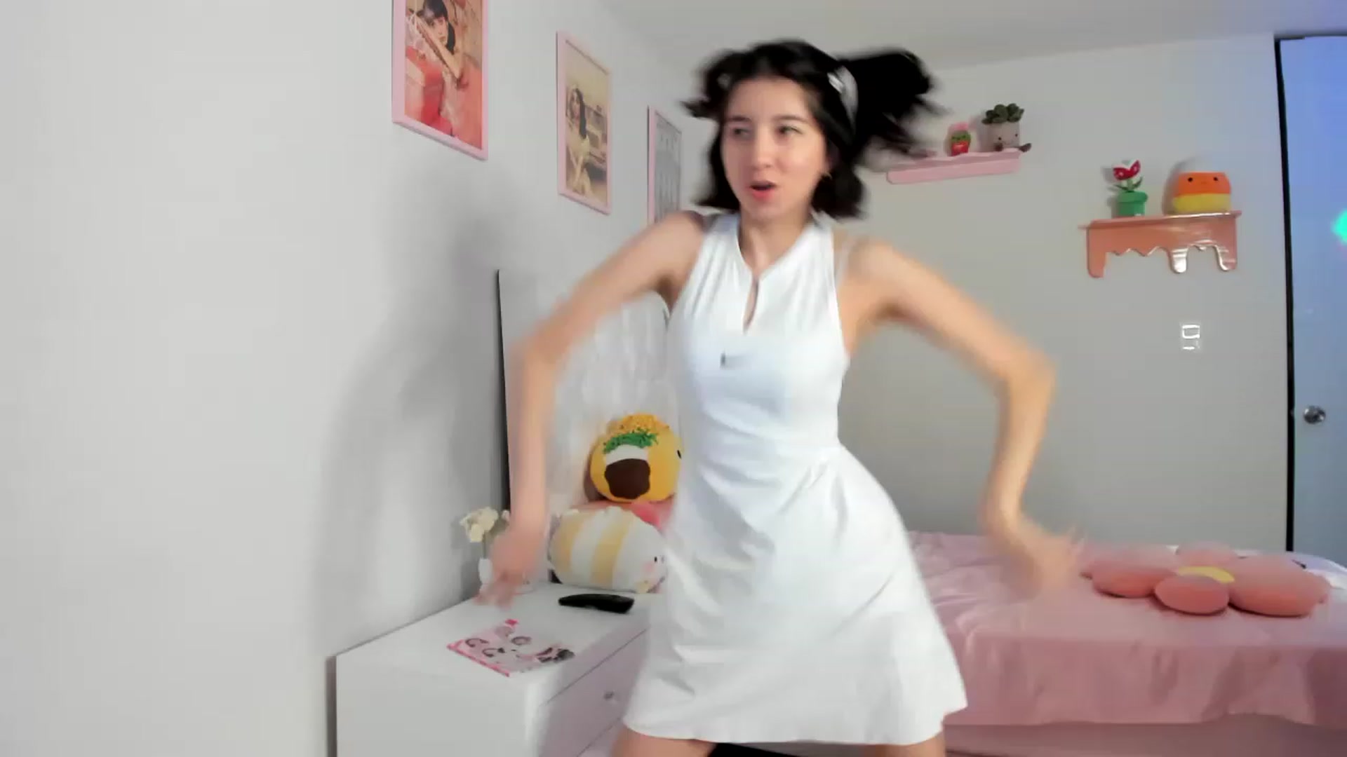 Gallery image thumbnail from Cherrycute666's myfreecams stream on, 08/13/2023, 03:41 image 12 of 20