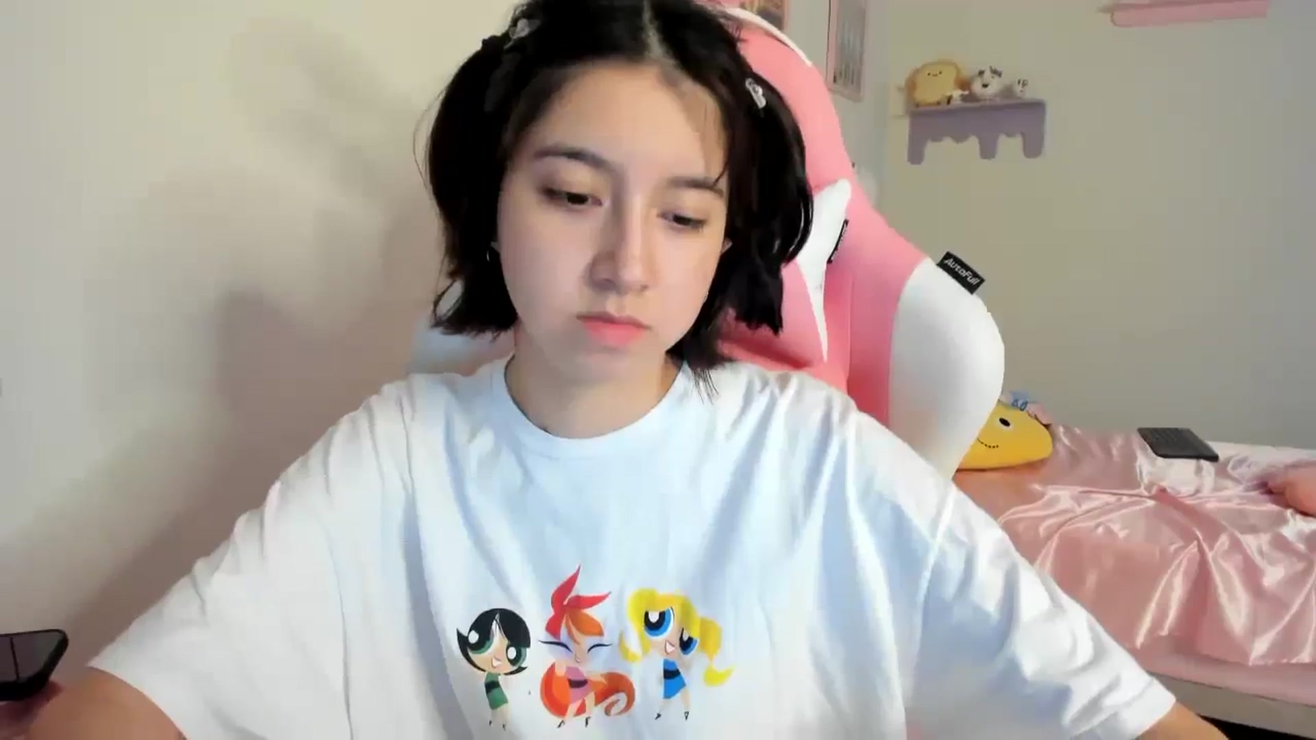 Gallery image thumbnail from Cherrycute666's myfreecams stream on, 08/13/2023, 10:30 image 16 of 20