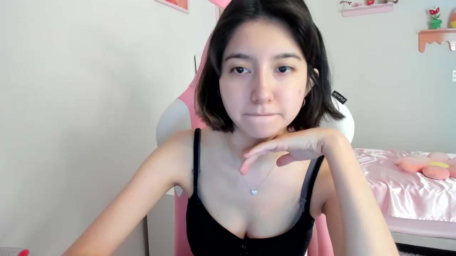 Gallery image thumbnail from Cherrycute666's myfreecams stream on, 08/13/2023, 23:13 image 1 of 20