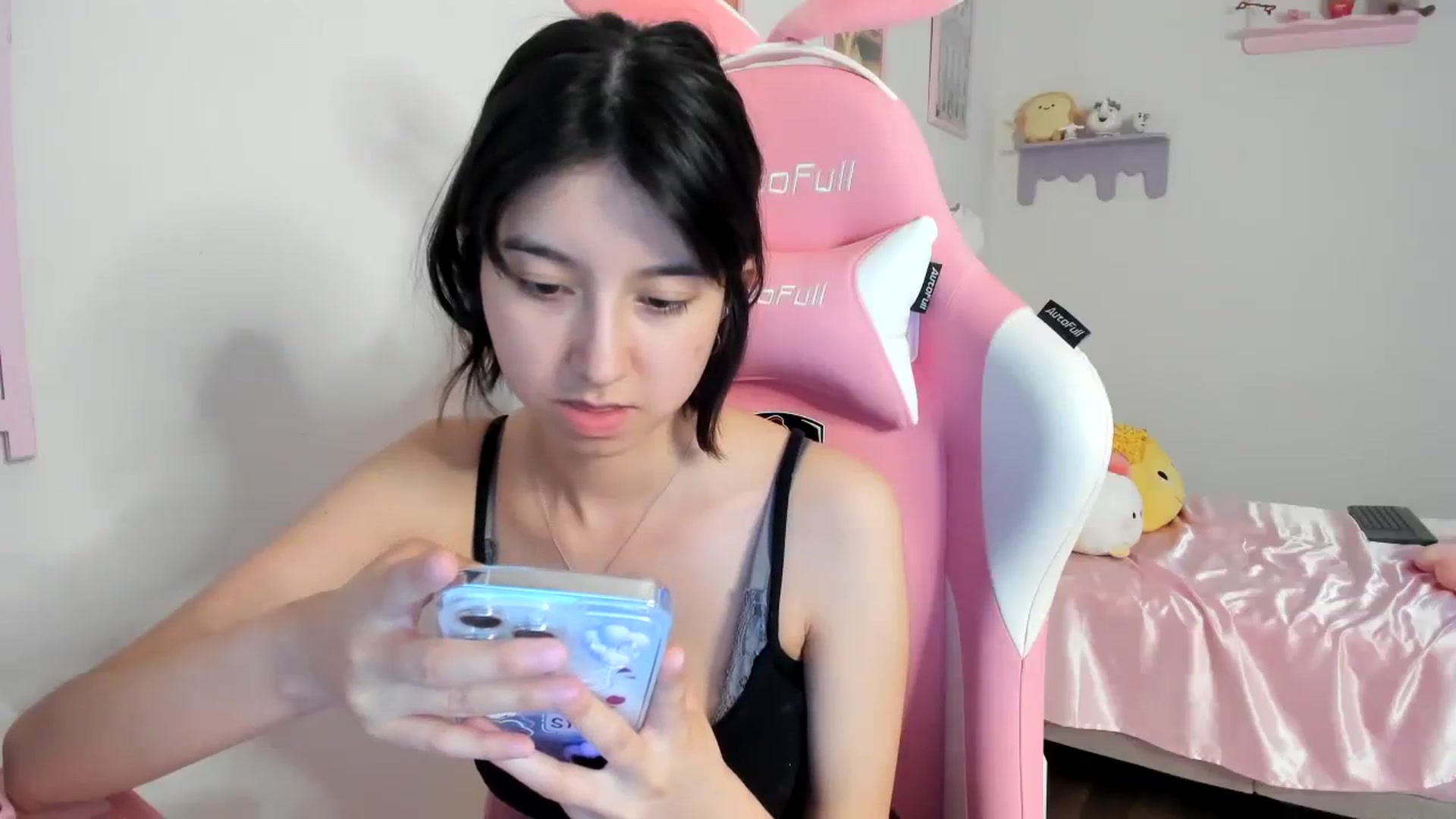 Gallery image thumbnail from Cherrycute666's myfreecams stream on, 08/14/2023, 03:37 image 20 of 20