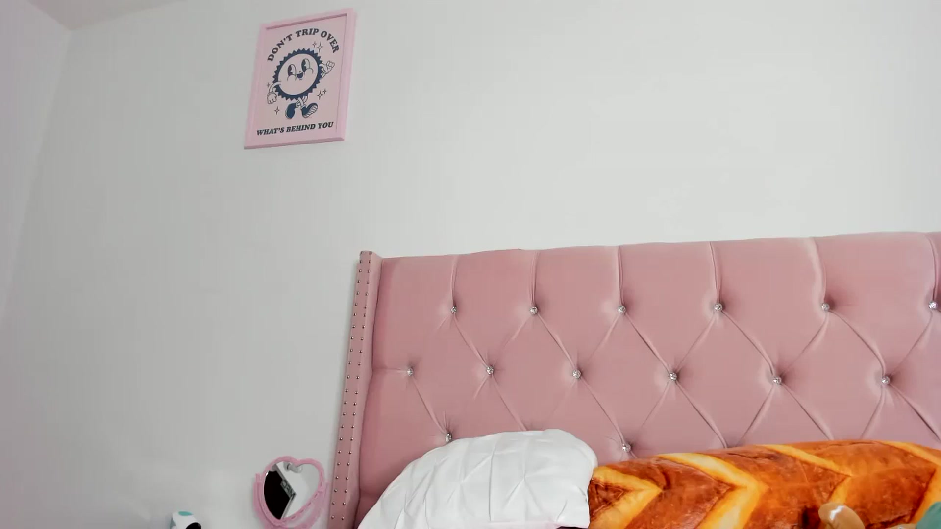 Gallery image thumbnail from Cherrycute666's myfreecams stream on, 08/14/2023, 08:19 image 19 of 20