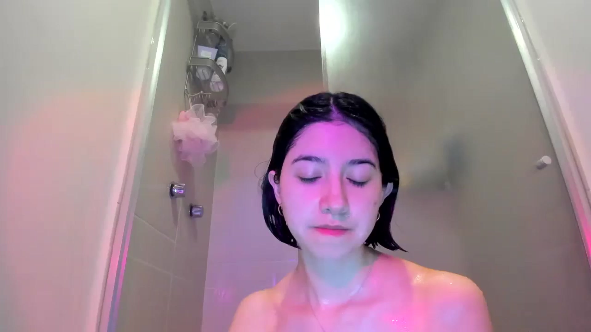 Gallery image thumbnail from Cherrycute666's myfreecams stream on, 08/14/2023, 08:19 image 2 of 20