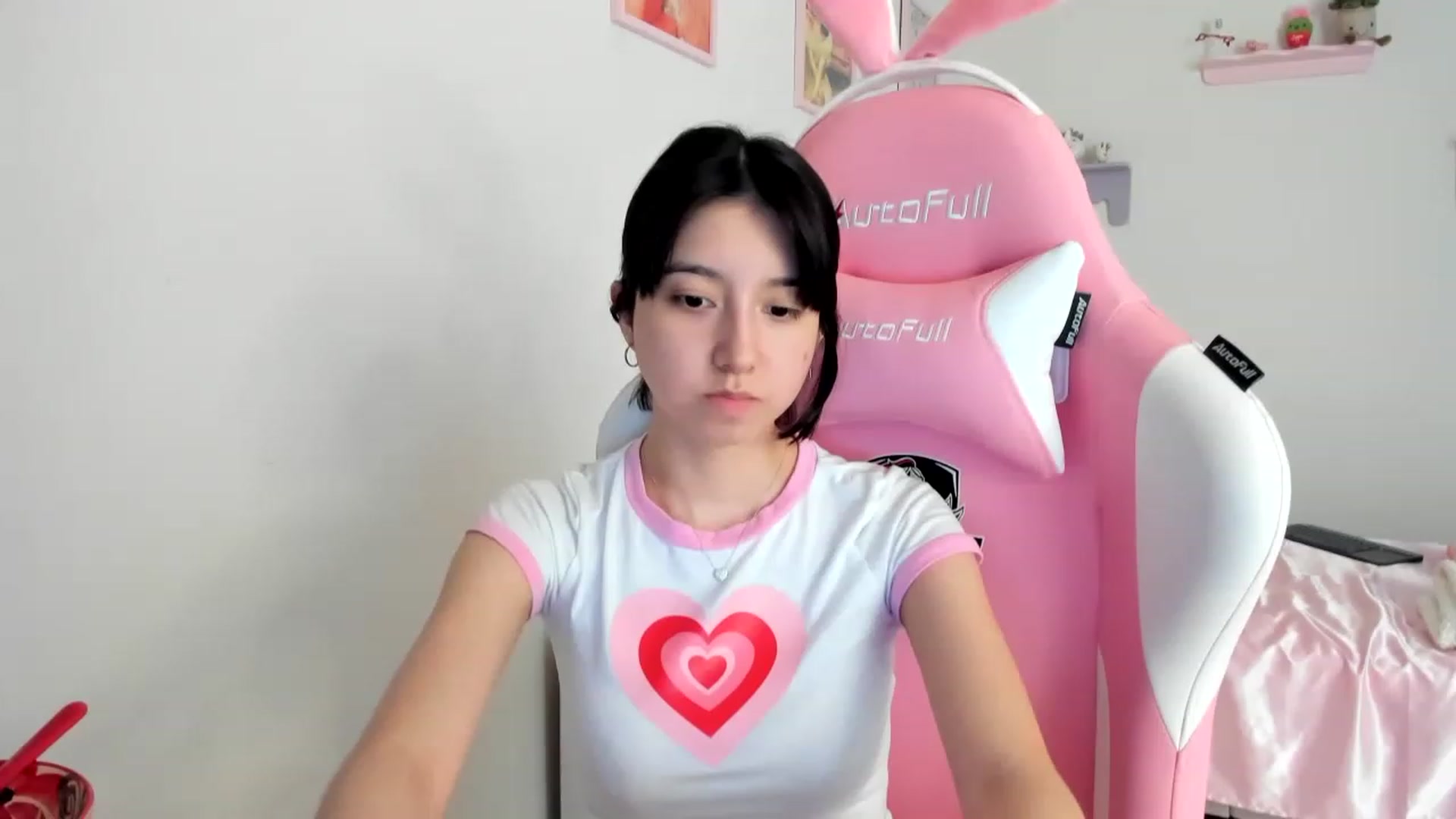 Gallery image thumbnail from Cherrycute666's myfreecams stream on, 08/14/2023, 23:33 image 4 of 20