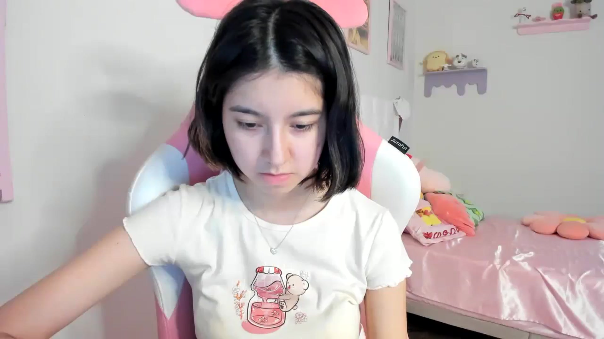 Gallery image thumbnail from Cherrycute666's myfreecams stream on, 08/16/2023, 06:51 image 5 of 20