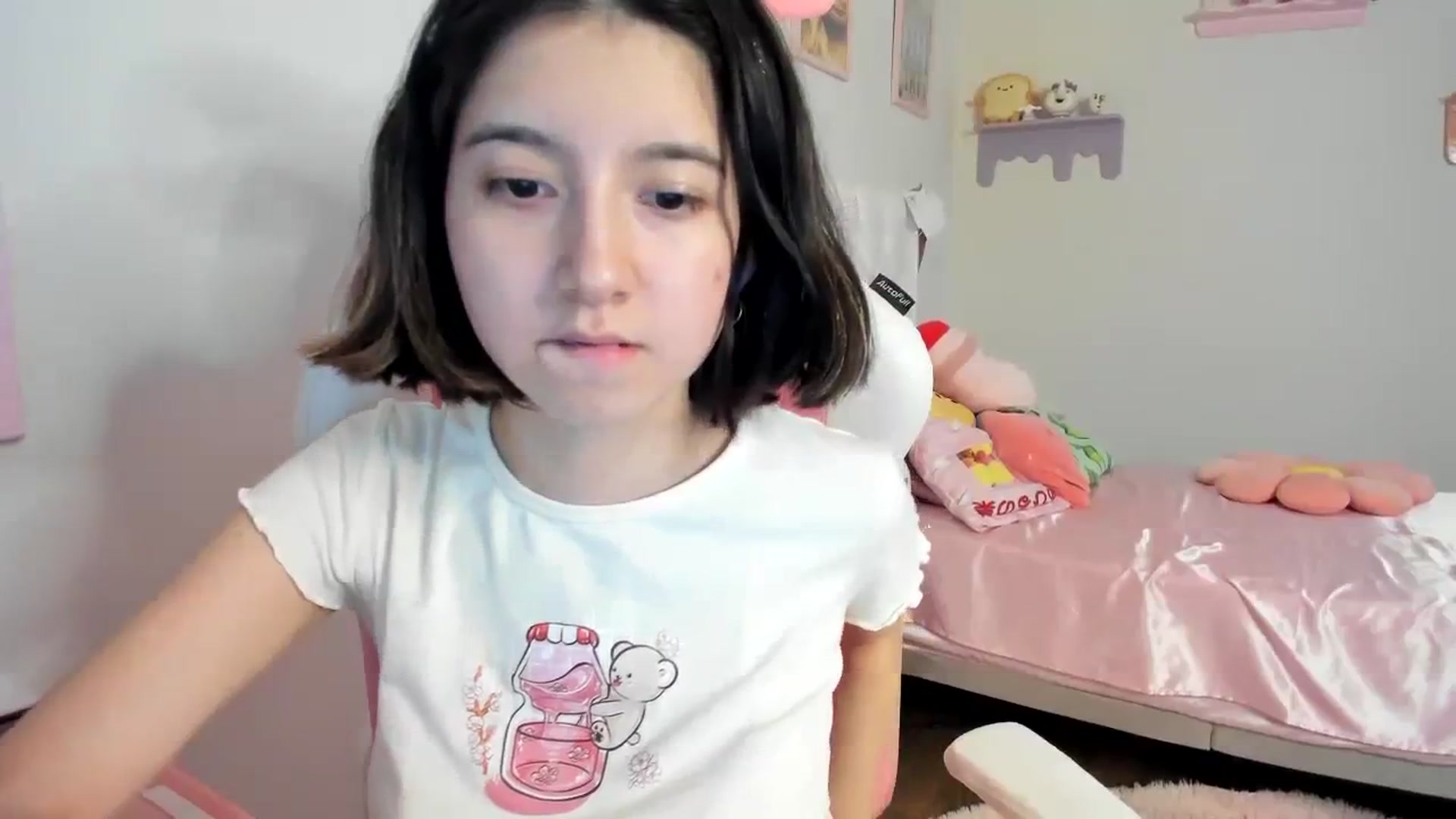 Gallery image thumbnail from Cherrycute666's myfreecams stream on, 08/16/2023, 06:51 image 18 of 20