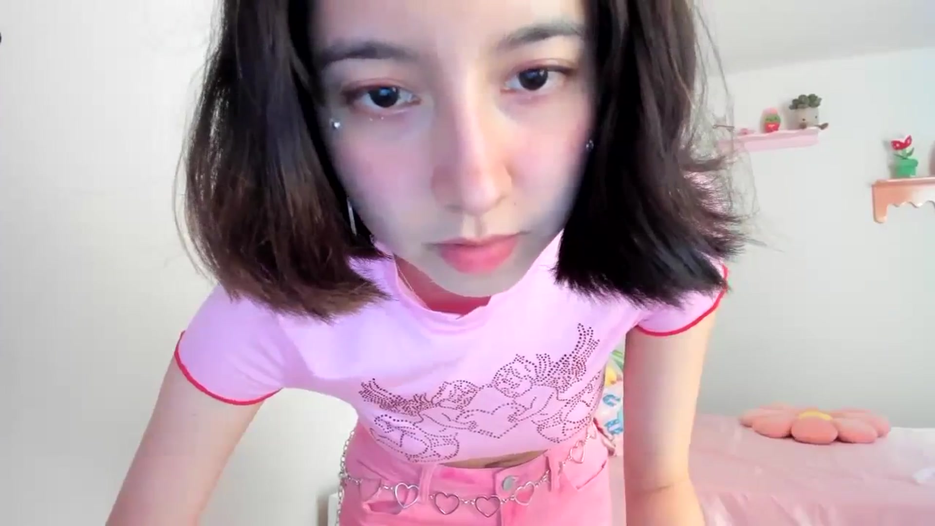 Gallery image thumbnail from Cherrycute666's myfreecams stream on, 08/16/2023, 17:40 image 13 of 20