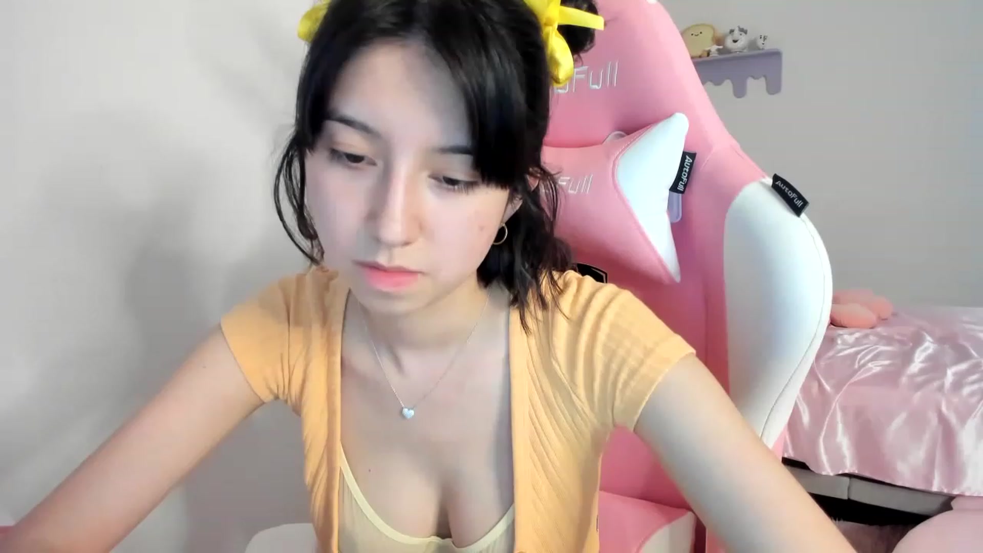 Gallery image thumbnail from Cherrycute666's myfreecams stream on, 08/19/2023, 02:56 image 20 of 20