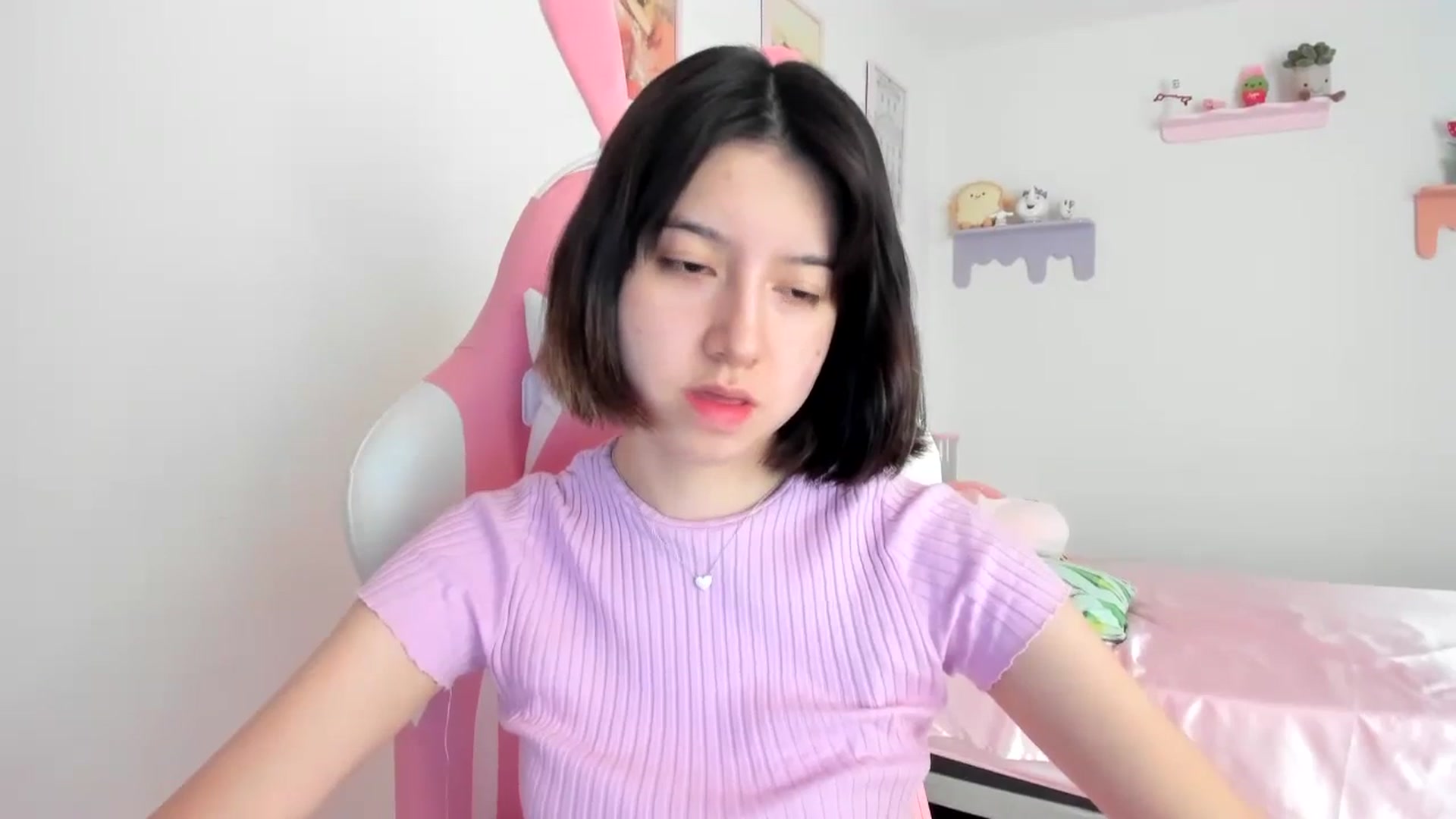 Gallery image thumbnail from Cherrycute666's myfreecams stream on, 08/19/2023, 21:16 image 6 of 20