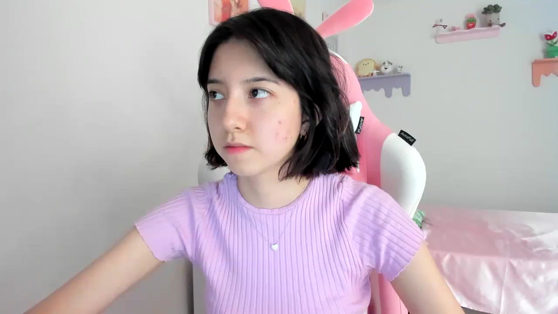 Gallery image thumbnail from Cherrycute666's myfreecams stream on, 08/19/2023, 21:16 image 19 of 20