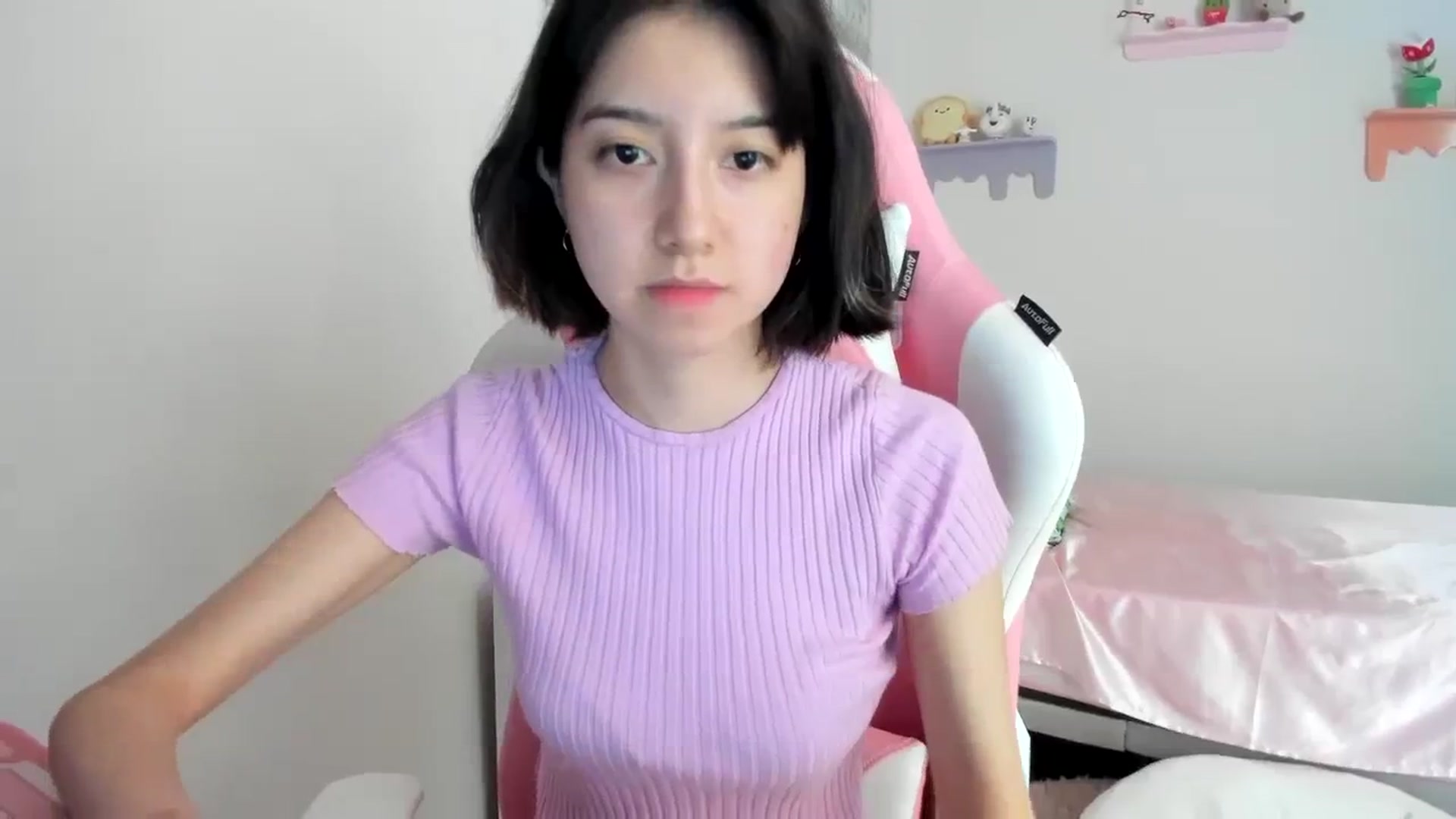 Gallery image thumbnail from Cherrycute666's myfreecams stream on, 08/19/2023, 22:02 image 16 of 20