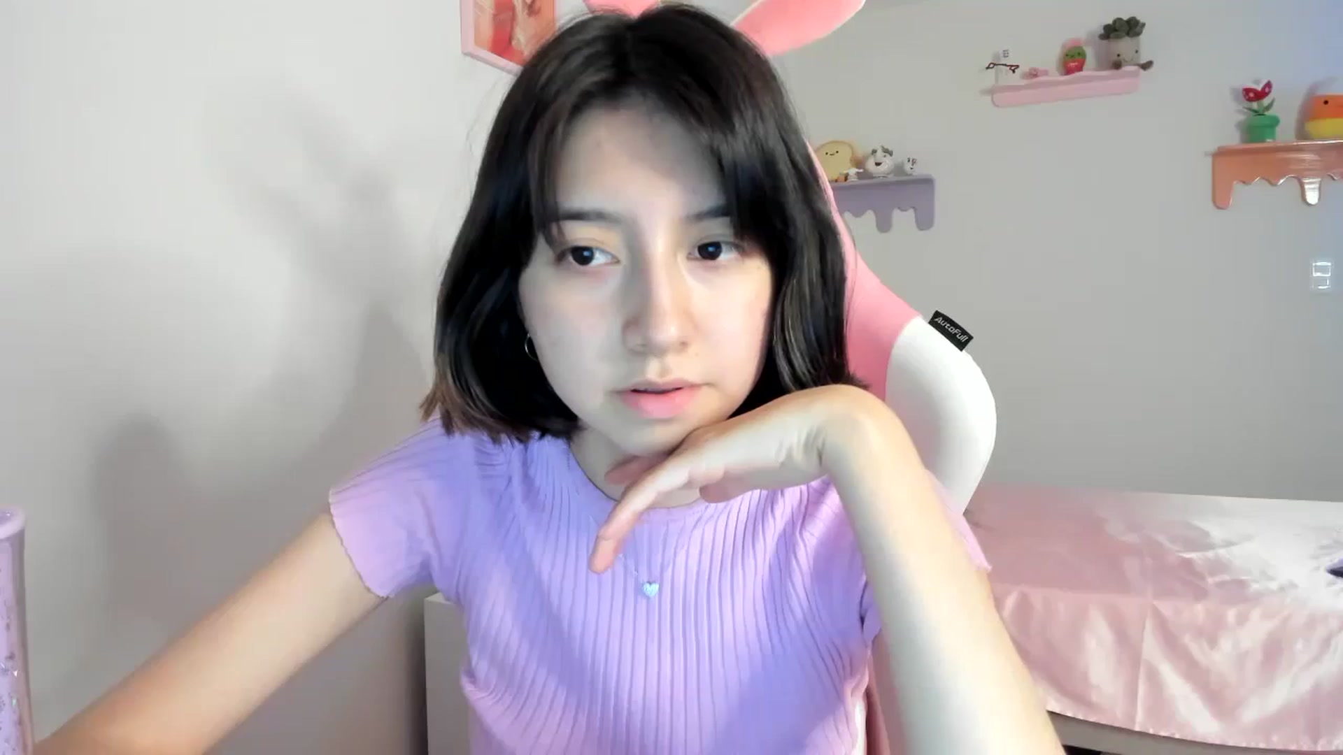 Gallery image thumbnail from Cherrycute666's myfreecams stream on, 08/20/2023, 03:07 image 8 of 20