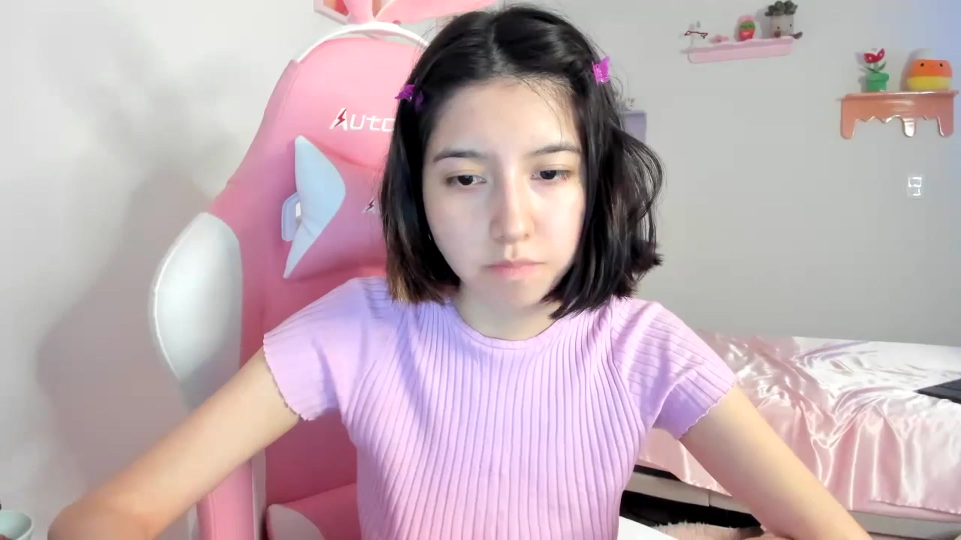 Gallery image thumbnail from Cherrycute666's myfreecams stream on, 08/20/2023, 04:14 image 20 of 20