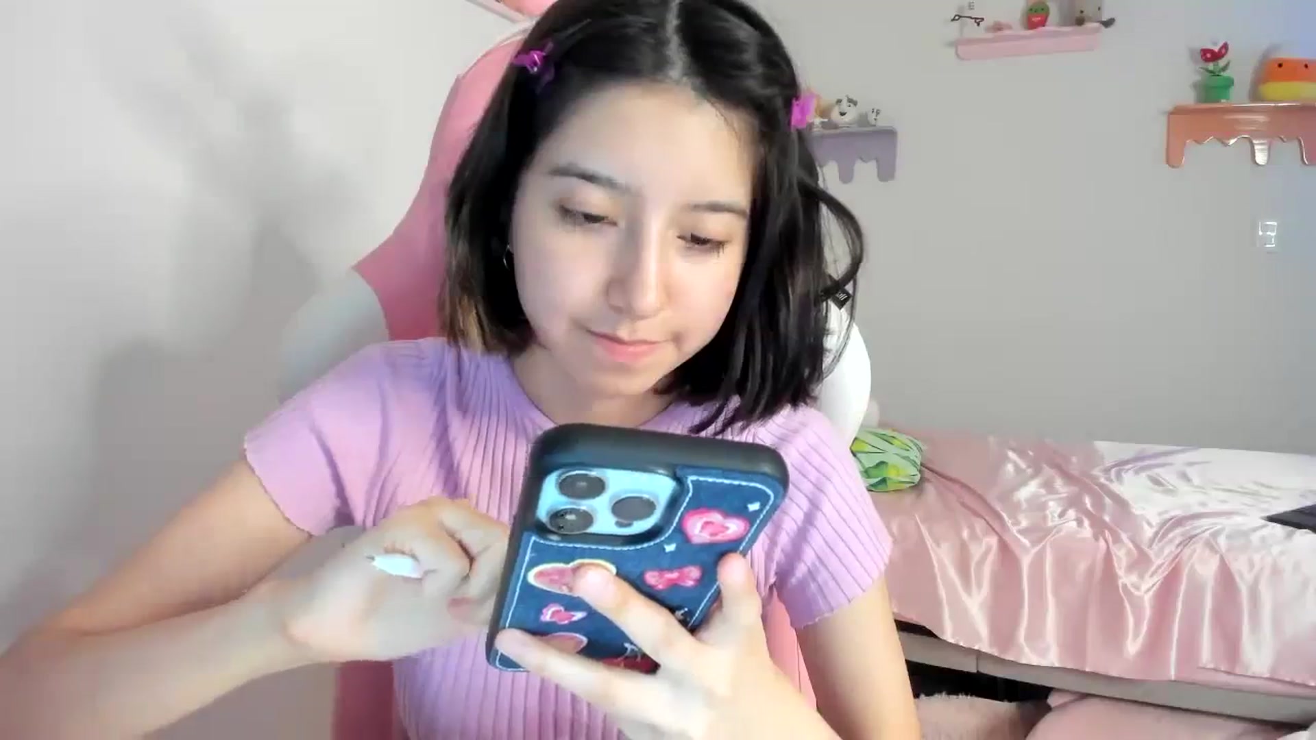 Gallery image thumbnail from Cherrycute666's myfreecams stream on, 08/20/2023, 04:14 image 17 of 20