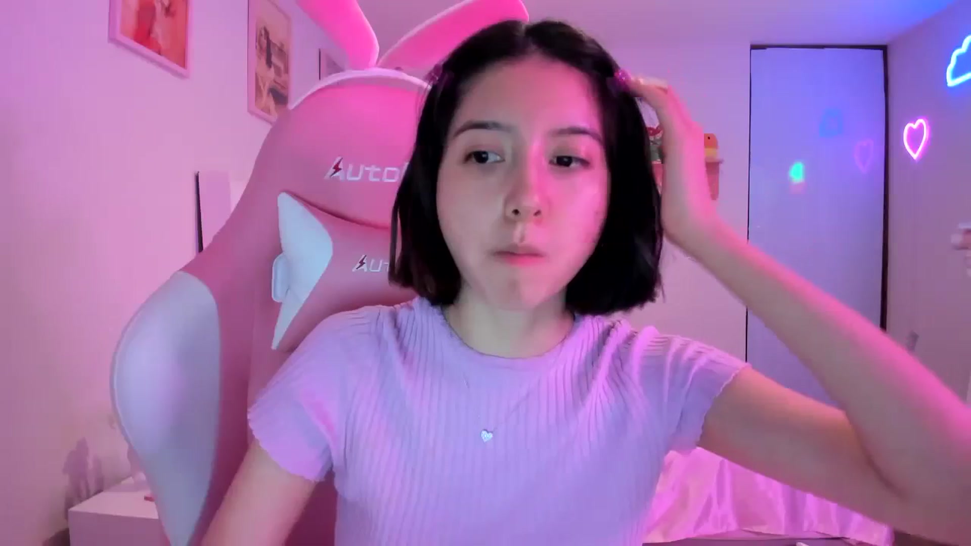 Gallery image thumbnail from Cherrycute666's myfreecams stream on, 08/20/2023, 07:15 image 4 of 20