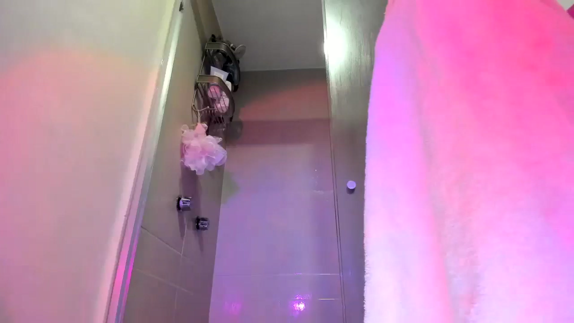 Gallery image thumbnail from Cherrycute666's myfreecams stream on, 08/20/2023, 13:18 image 3 of 20