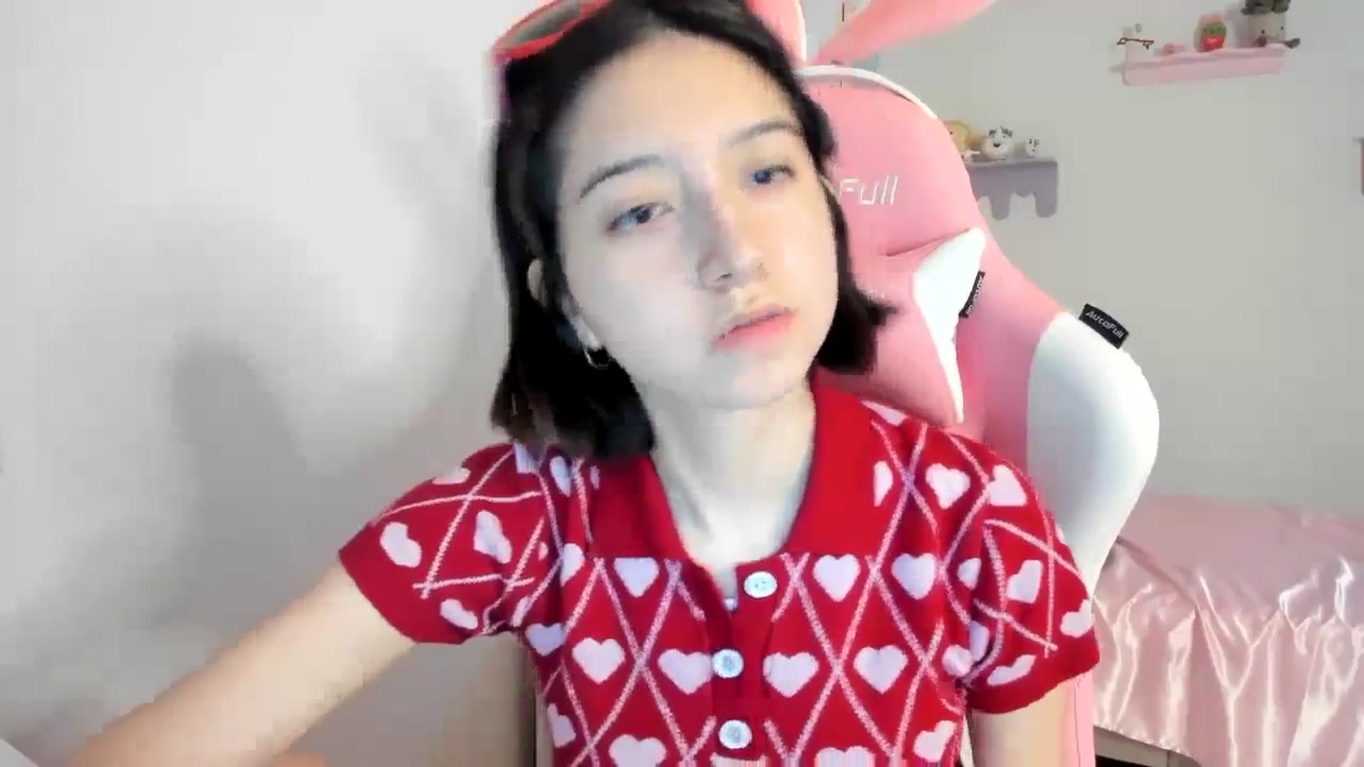 Gallery image thumbnail from Cherrycute666's myfreecams stream on, 08/21/2023, 03:00 image 16 of 20