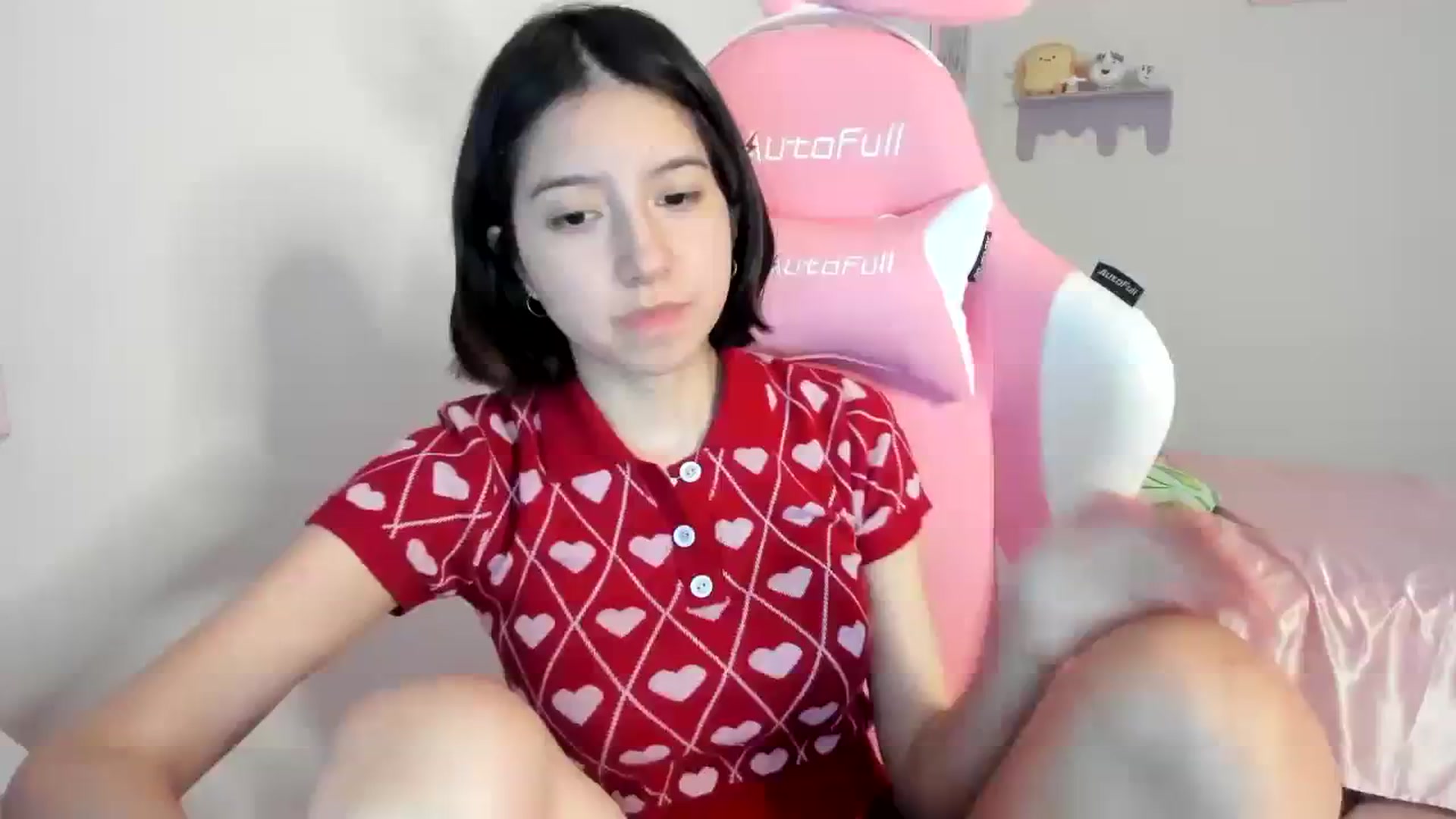 Gallery image thumbnail from Cherrycute666's myfreecams stream on, 08/21/2023, 04:46 image 16 of 20