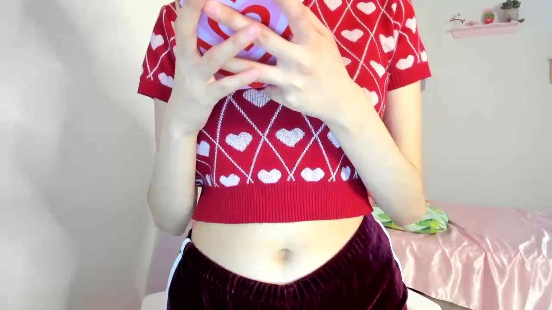 Gallery image thumbnail from Cherrycute666's myfreecams stream on, 08/21/2023, 04:46 image 8 of 20