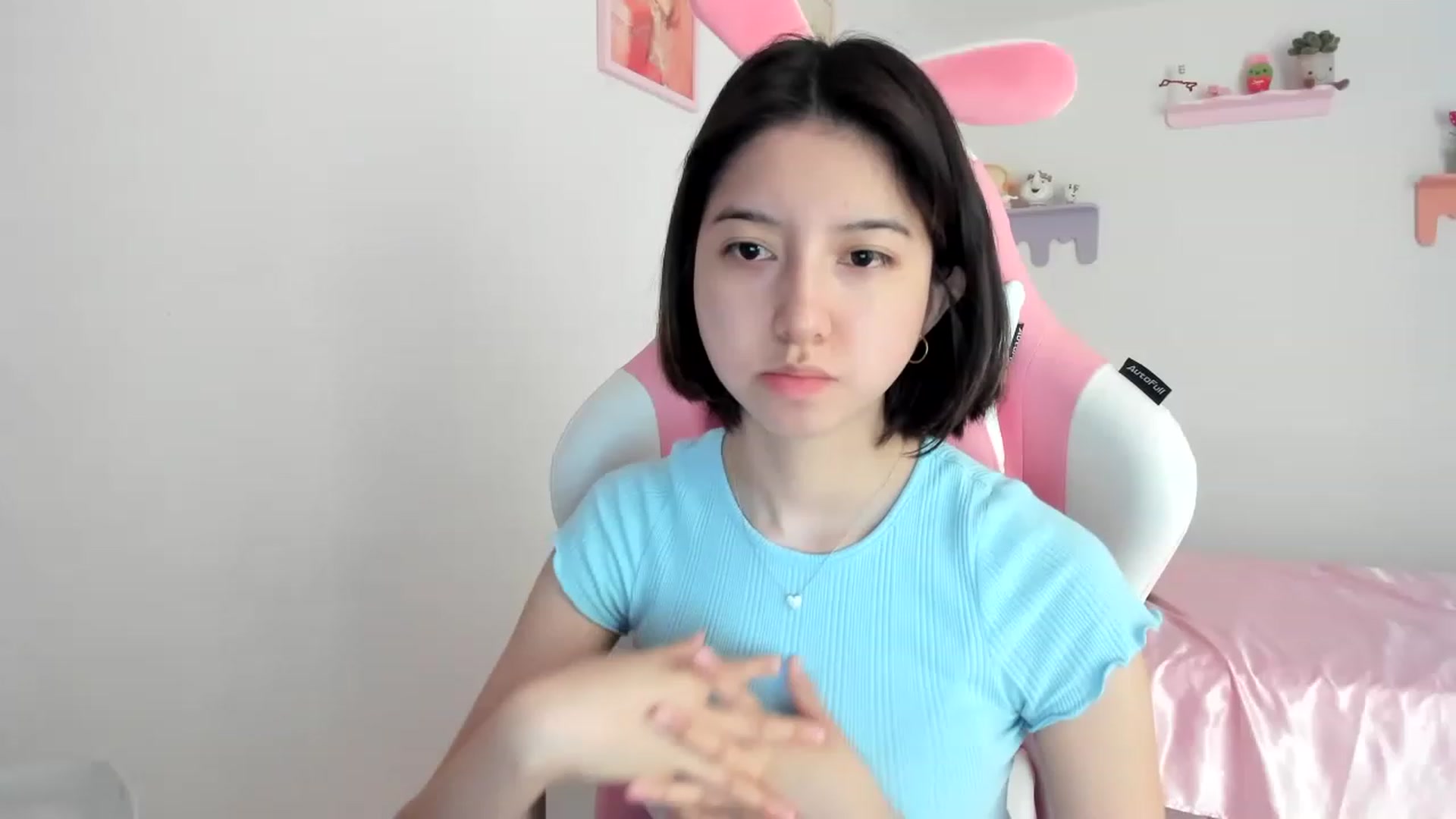 Gallery image thumbnail from Cherrycute666's myfreecams stream on, 08/21/2023, 19:39 image 1 of 20
