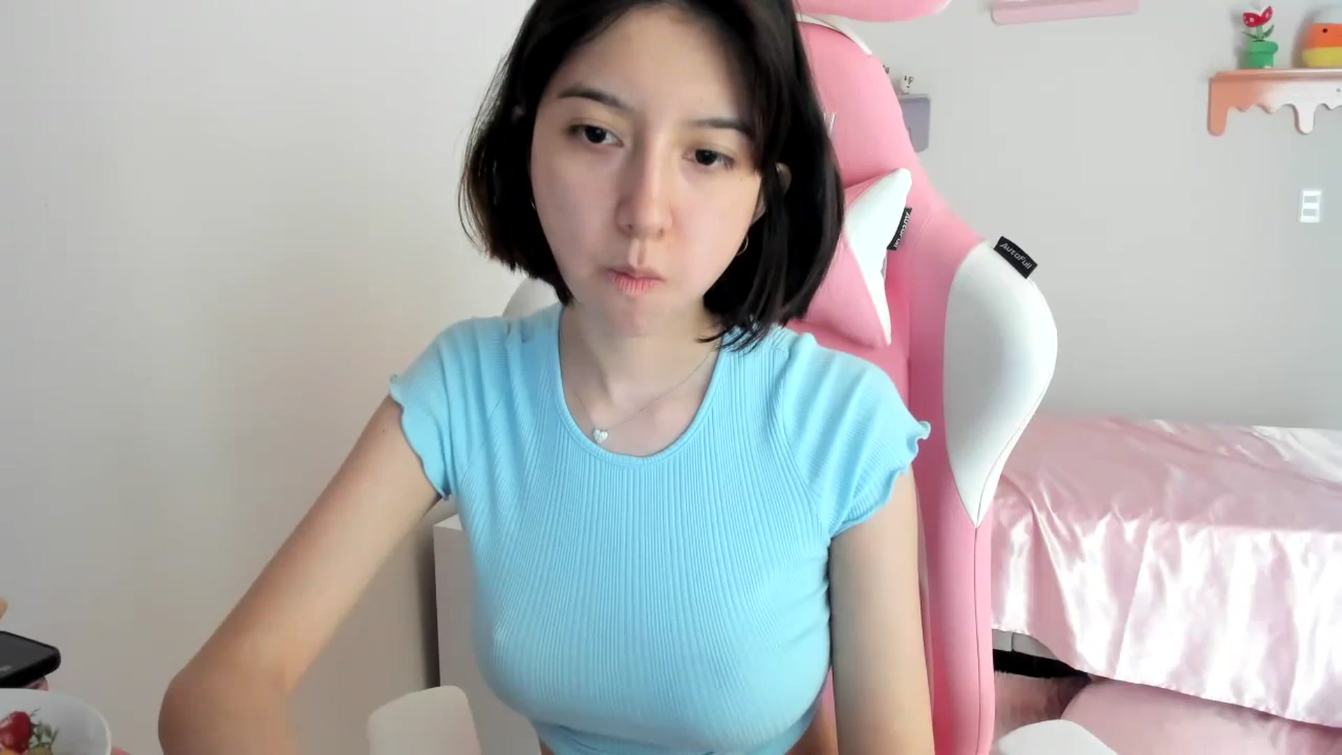 Gallery image thumbnail from Cherrycute666's myfreecams stream on, 08/21/2023, 20:45 image 14 of 20