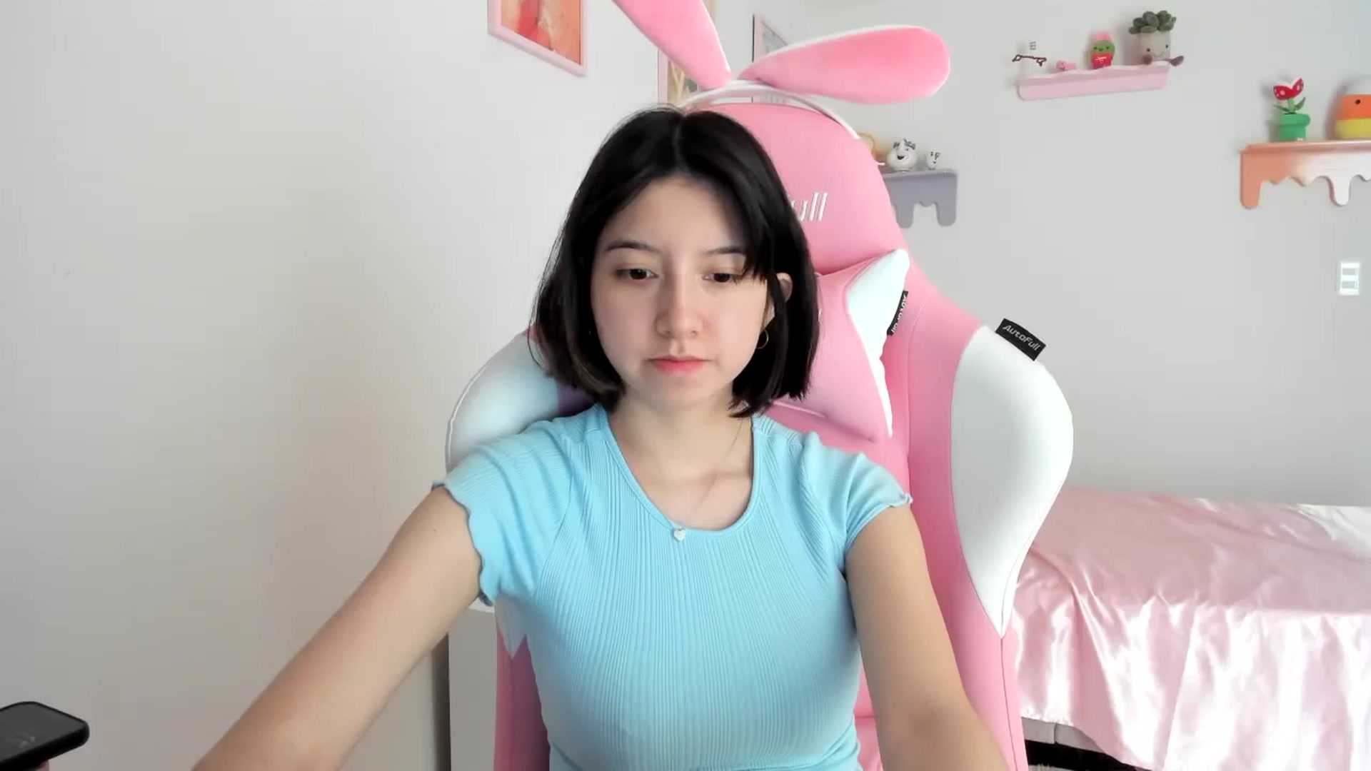Gallery image thumbnail from Cherrycute666's myfreecams stream on, 08/21/2023, 20:45 image 8 of 20