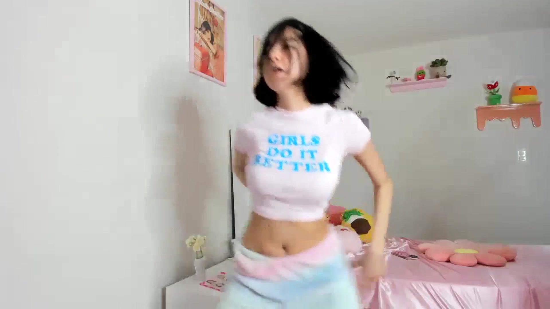 Gallery image thumbnail from Cherrycute666's myfreecams stream on, 08/23/2023, 06:05 image 12 of 20