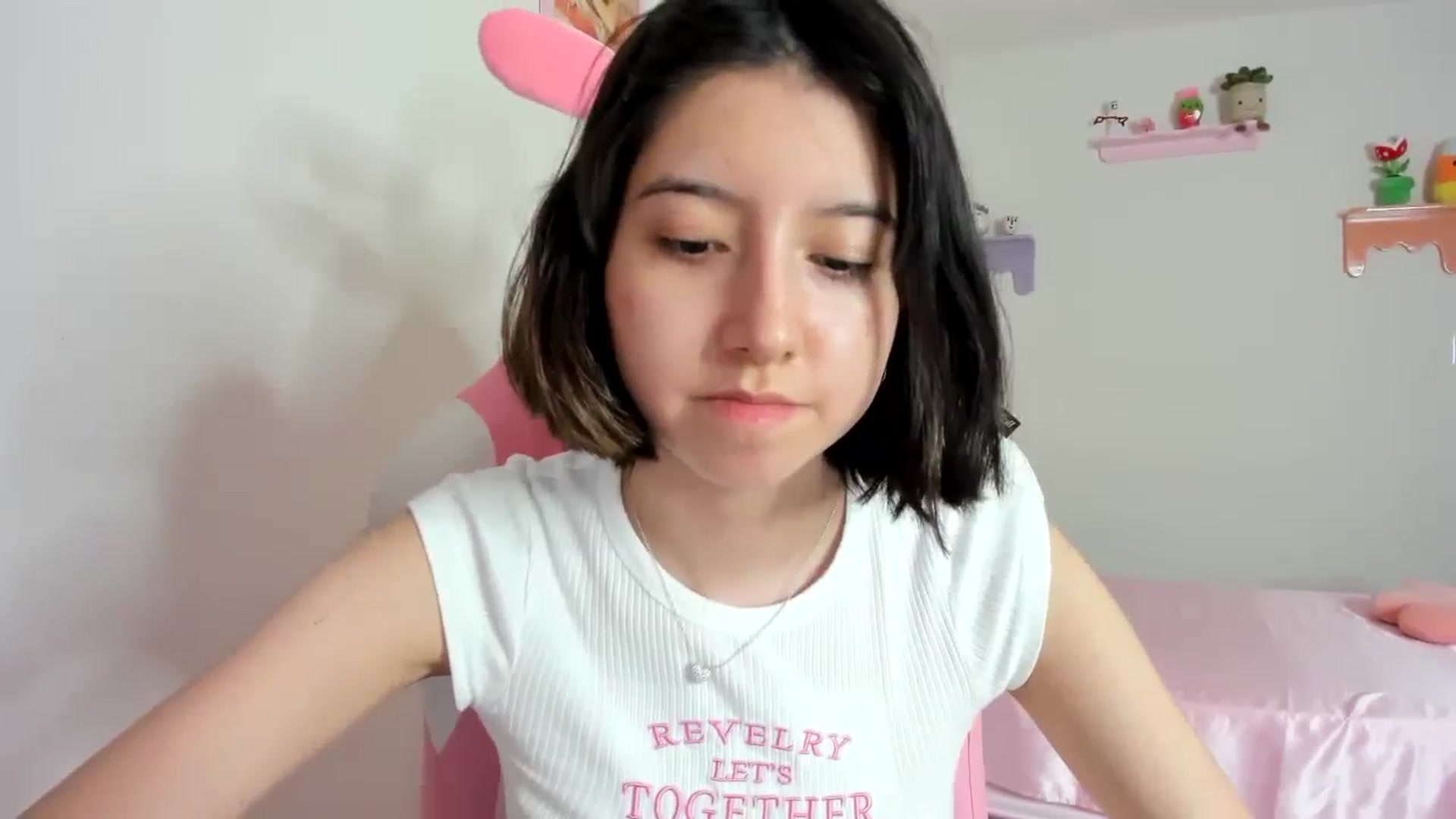 Gallery image thumbnail from Cherrycute666's myfreecams stream on, 08/24/2023, 05:43 image 3 of 20