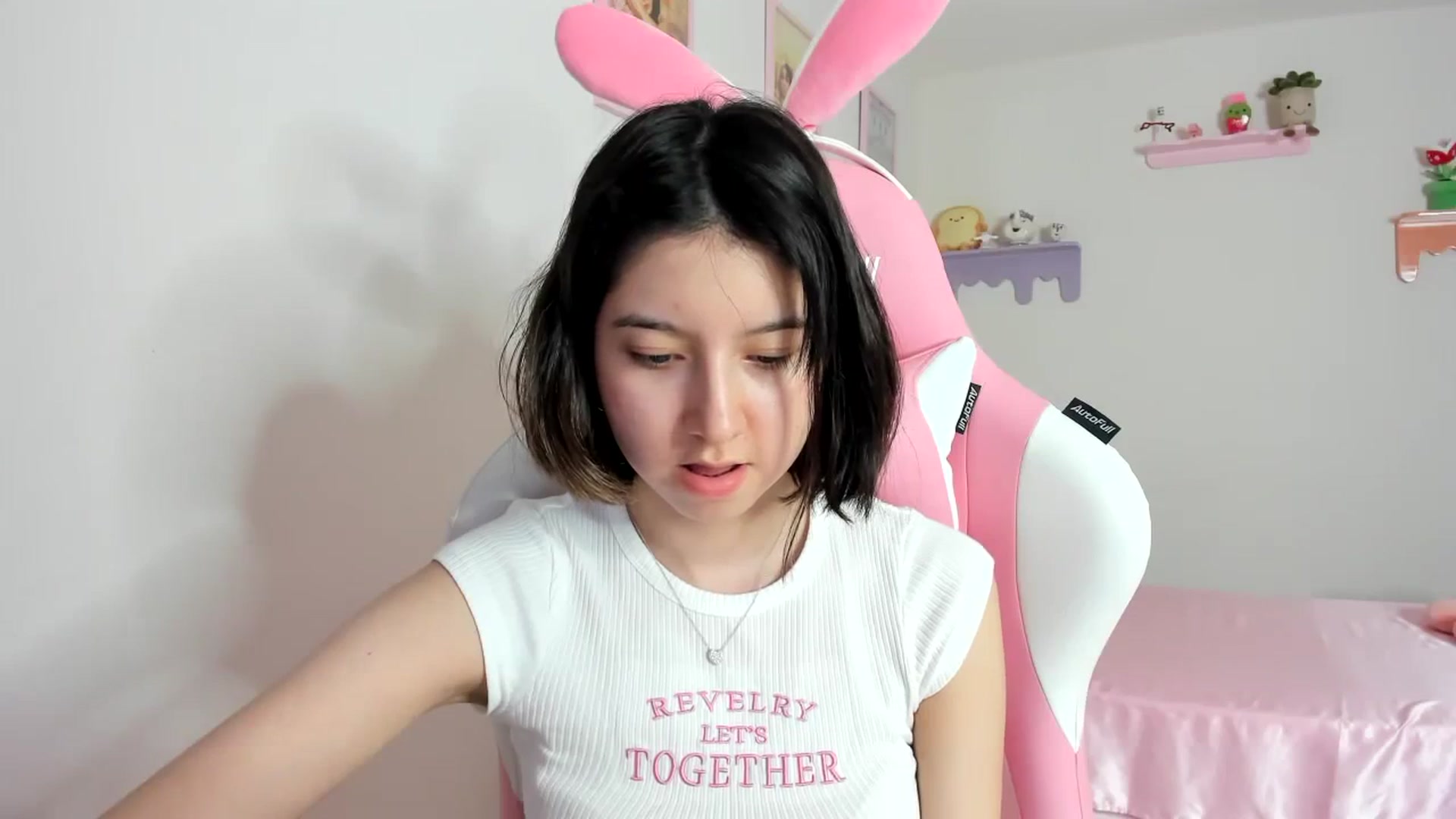 Gallery image thumbnail from Cherrycute666's myfreecams stream on, 08/24/2023, 05:43 image 6 of 20
