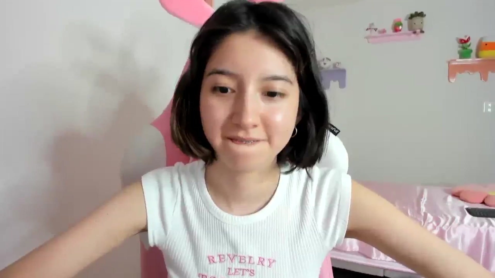 Gallery image thumbnail from Cherrycute666's myfreecams stream on, 08/24/2023, 06:59 image 20 of 20
