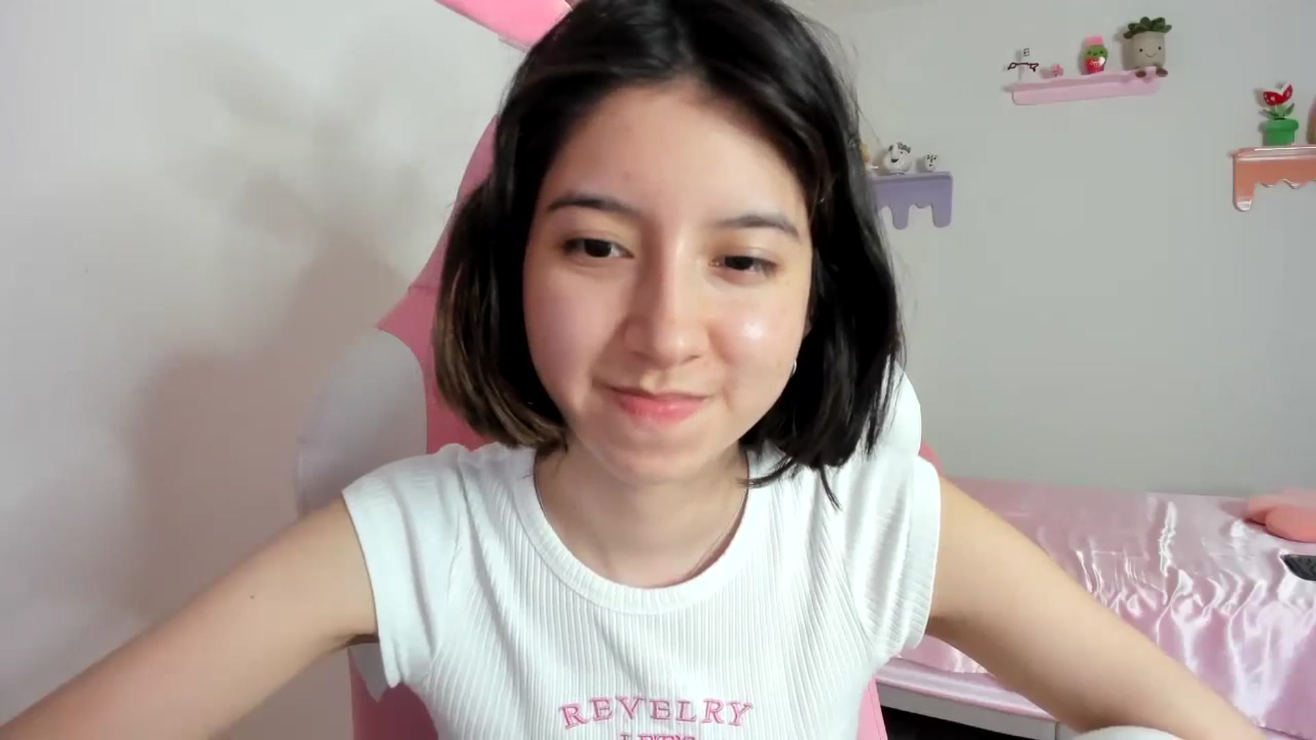 Gallery image thumbnail from Cherrycute666's myfreecams stream on, 08/24/2023, 06:59 image 19 of 20